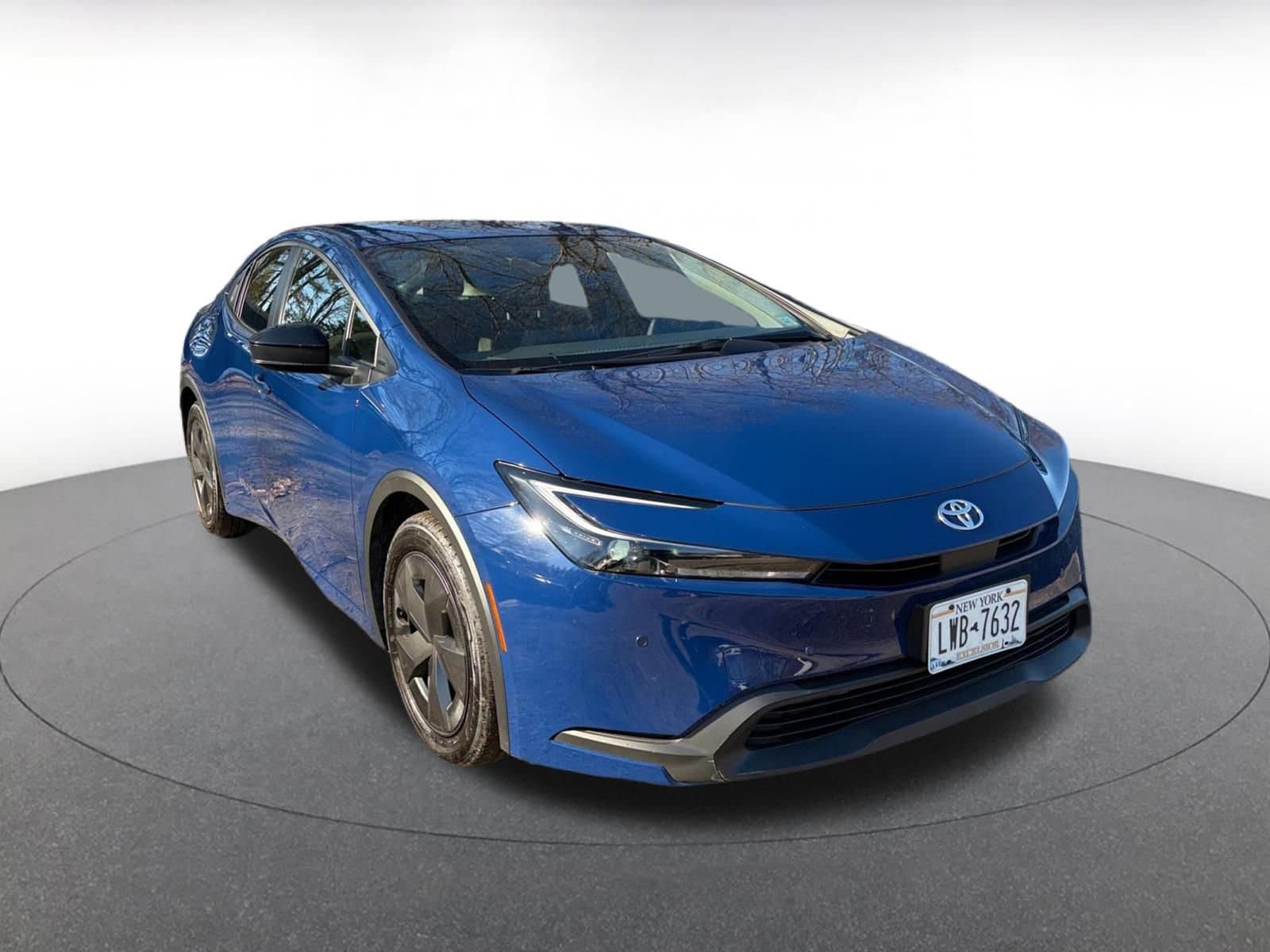 Thumbnail: 2025 Toyota Prius - 1