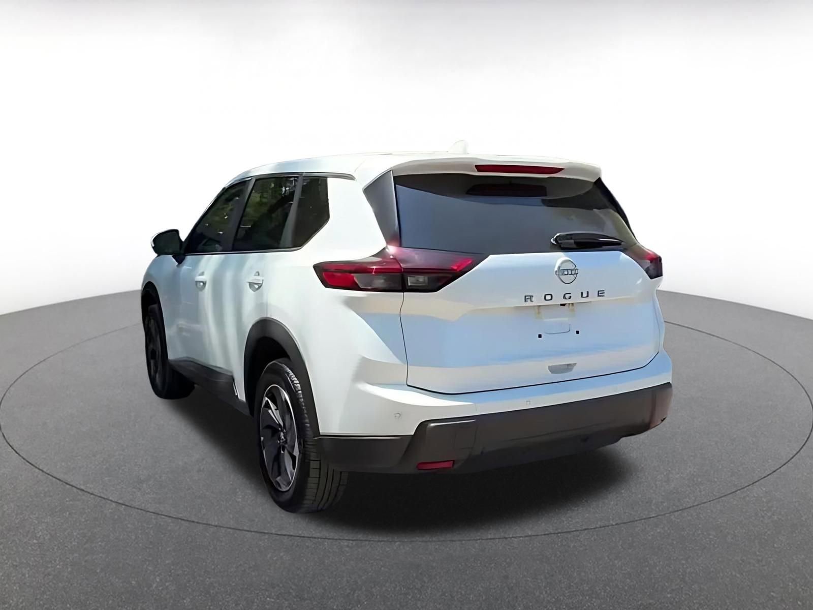 Thumbnail: 2025 Nissan Rogue - 11