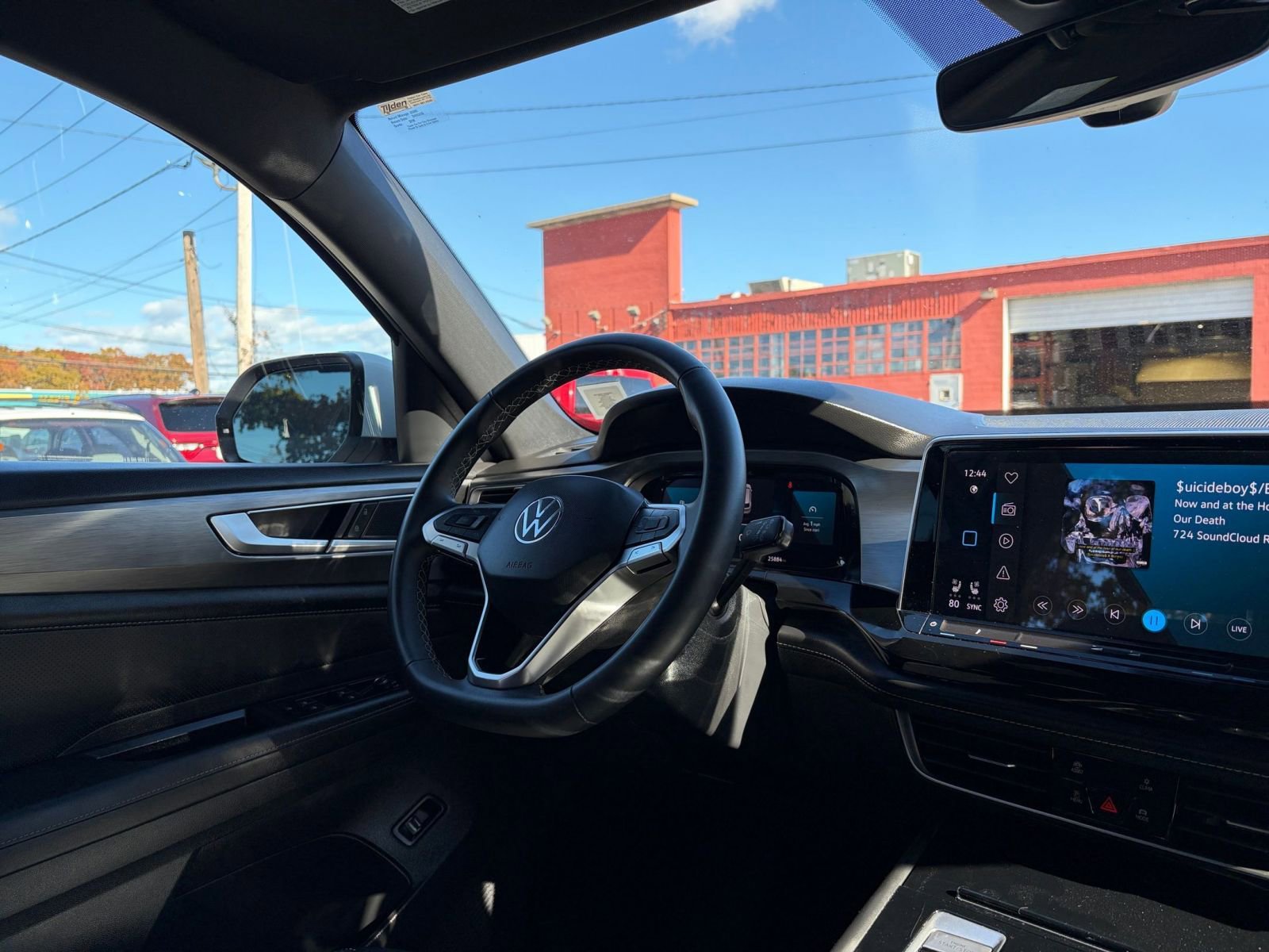 Thumbnail: 2025 Volkswagen Atlas - 34