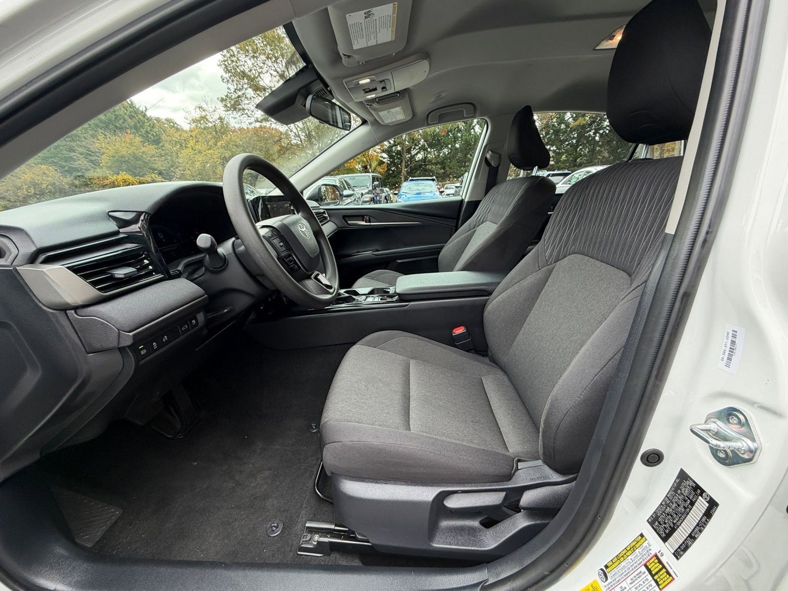 Thumbnail: 2025 Toyota Camry - 25