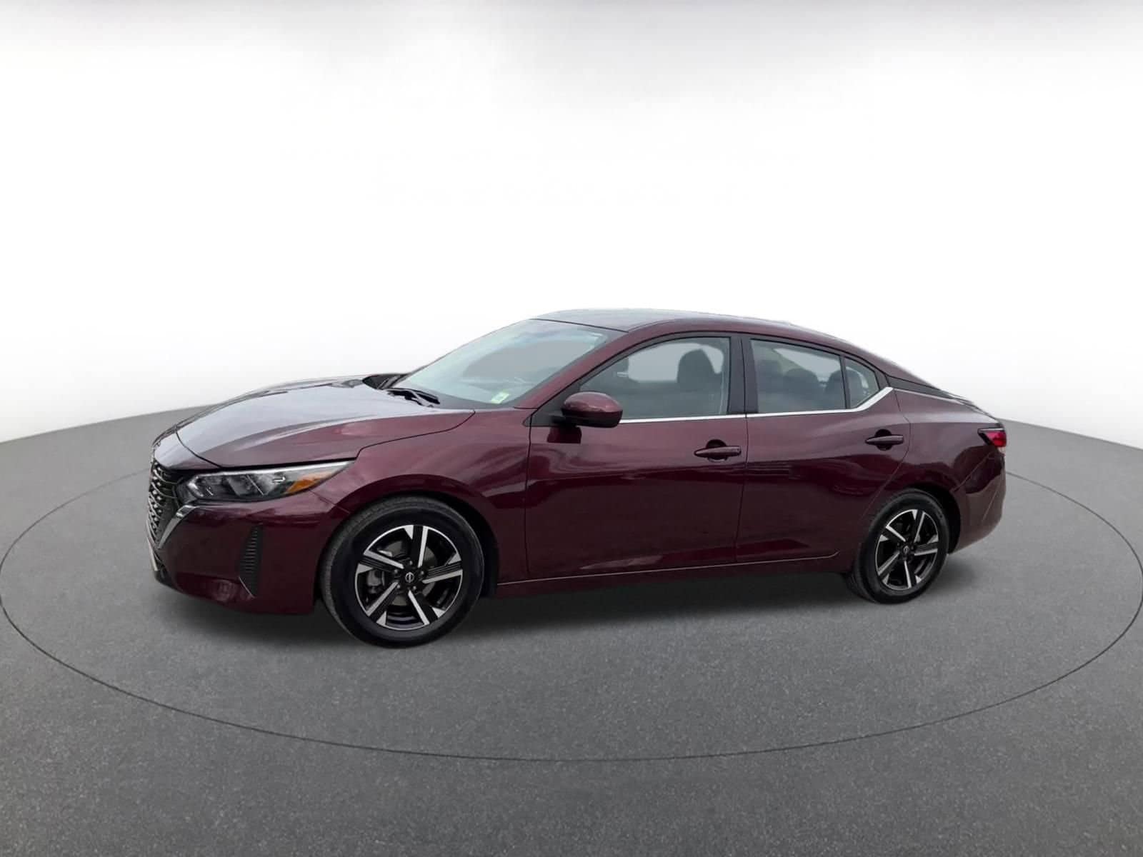 Thumbnail: 2025 Nissan Sentra - 9