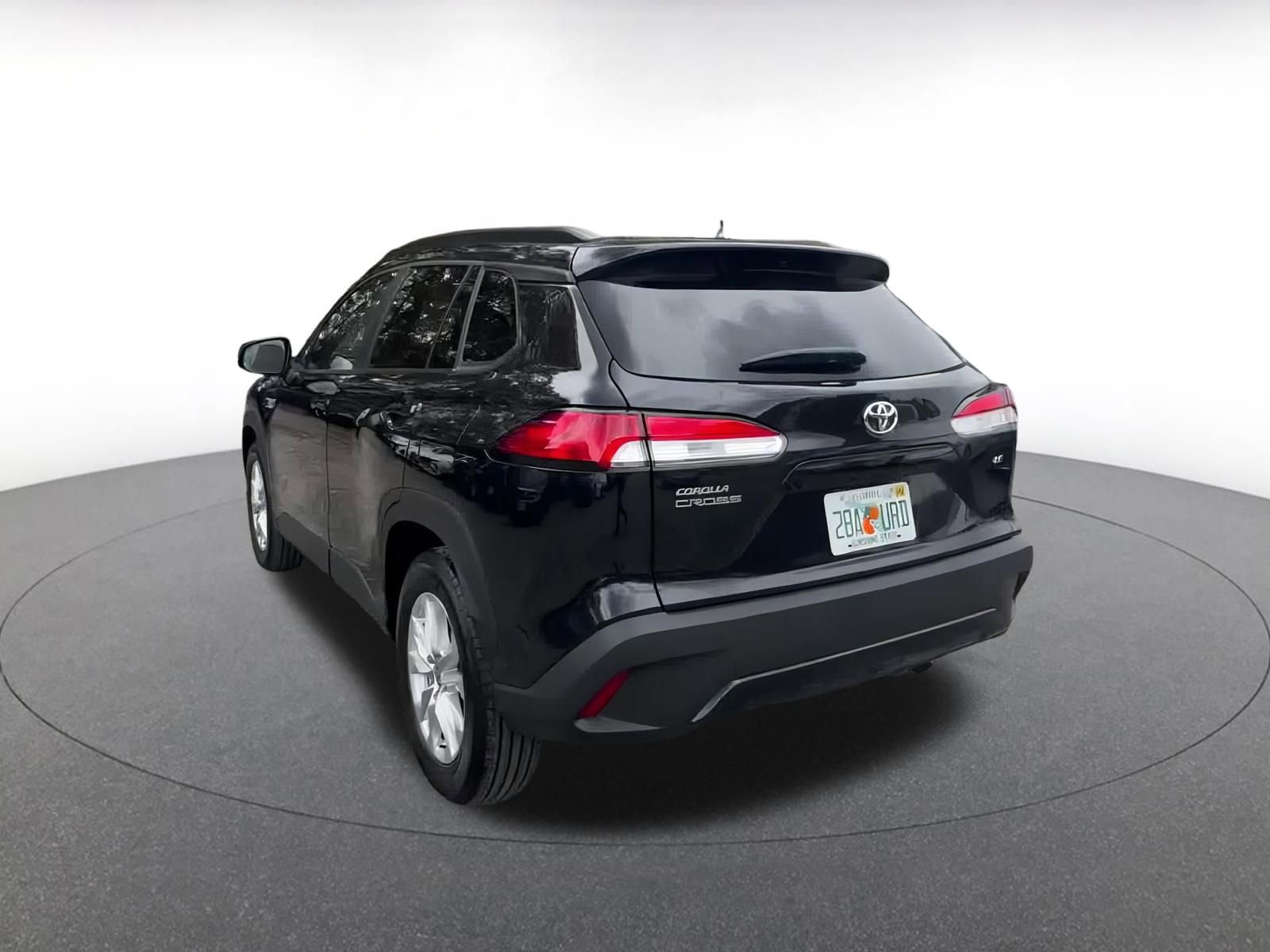 Thumbnail: 2025 Toyota Corolla Cross - 11