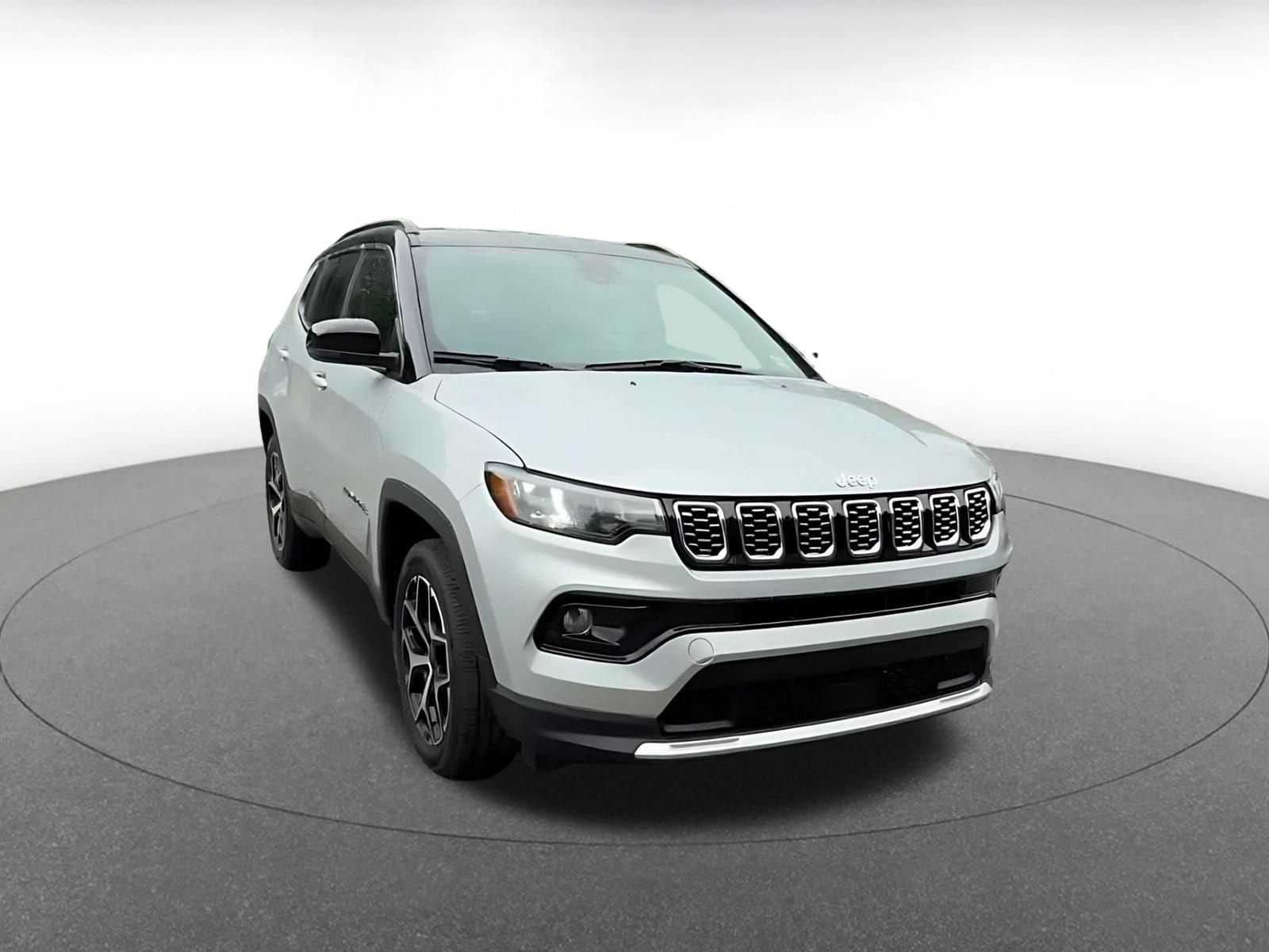 Thumbnail: 2025 Jeep Compass - 3