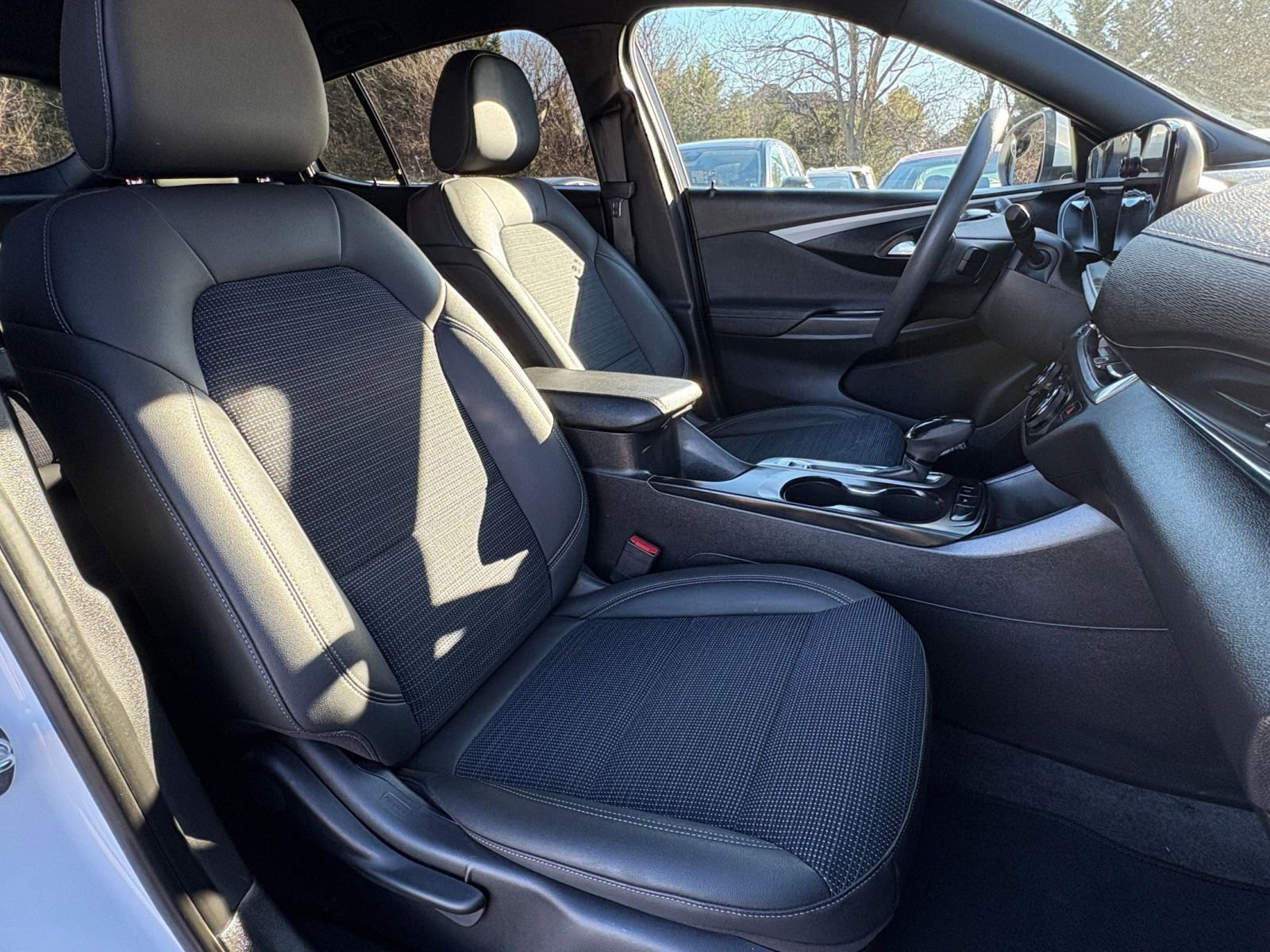 Thumbnail: 2025 Buick Envista - 34