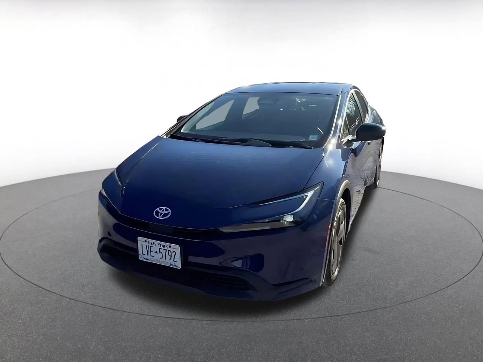Thumbnail: 2025 Toyota Prius - 7