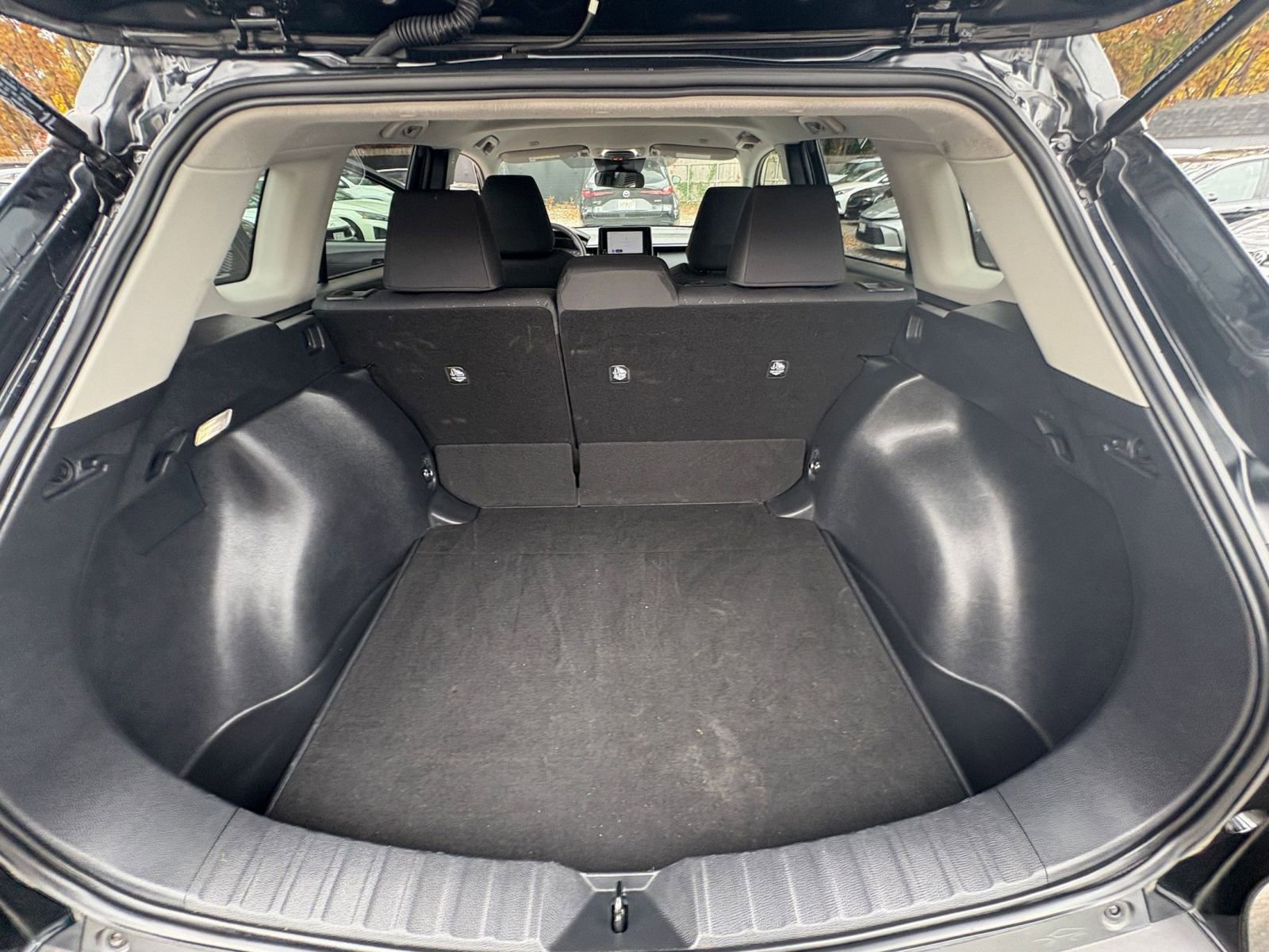 Thumbnail: 2025 Toyota Corolla Cross - 28