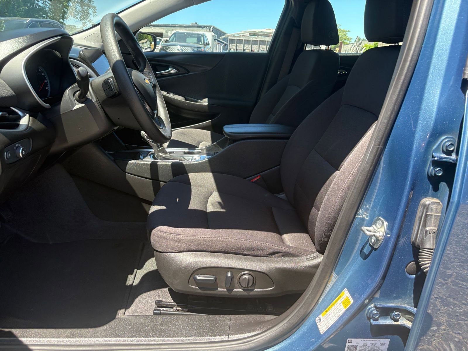 Thumbnail: 2024 Chevrolet Malibu - 22