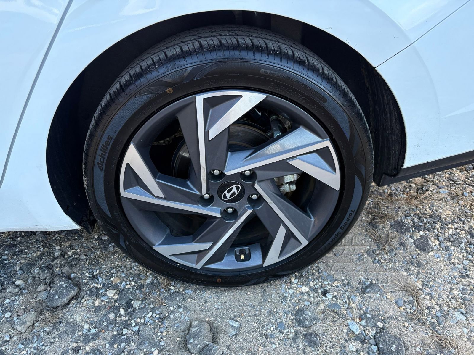 Thumbnail: 2025 Hyundai Elantra - 27