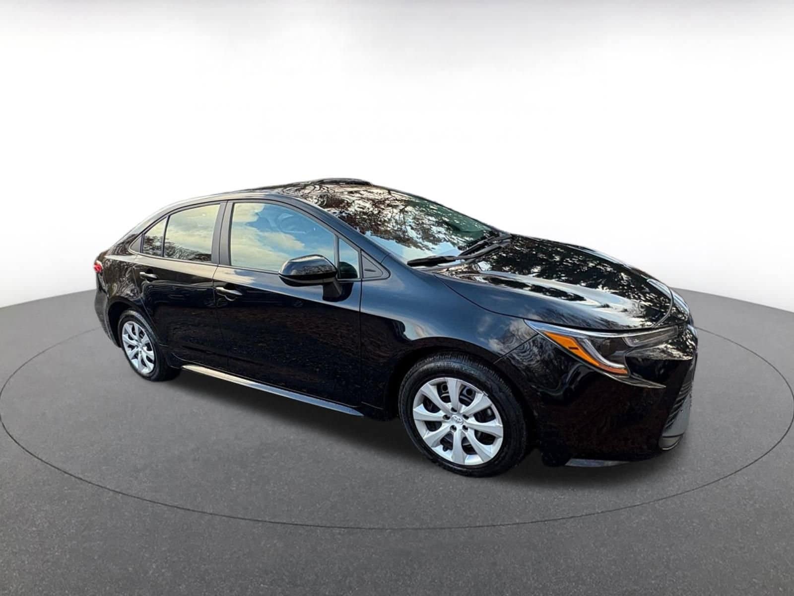 Thumbnail: 2025 Toyota Corolla - 1