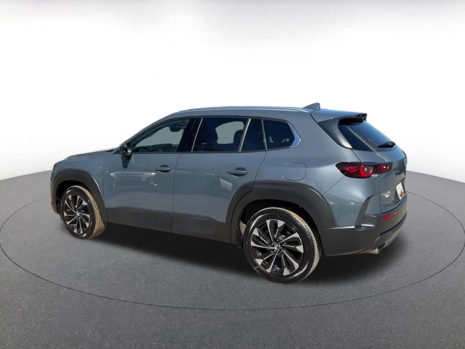 Thumbnail: 2025 Mazda CX-50 - 10