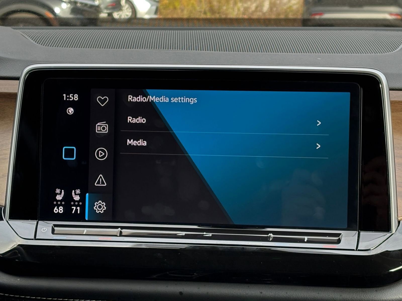 Thumbnail: 2025 Volkswagen Atlas - 21