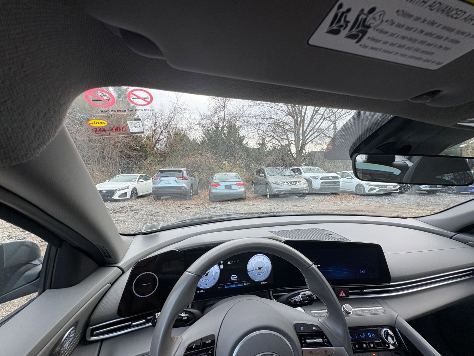 Thumbnail: 2025 Hyundai Elantra - 31