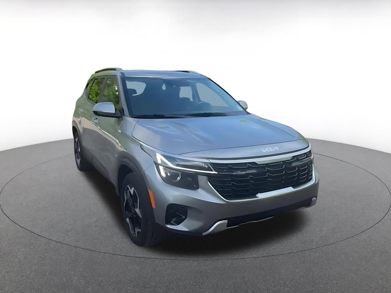 Thumbnail: 2025 Kia Seltos - 3