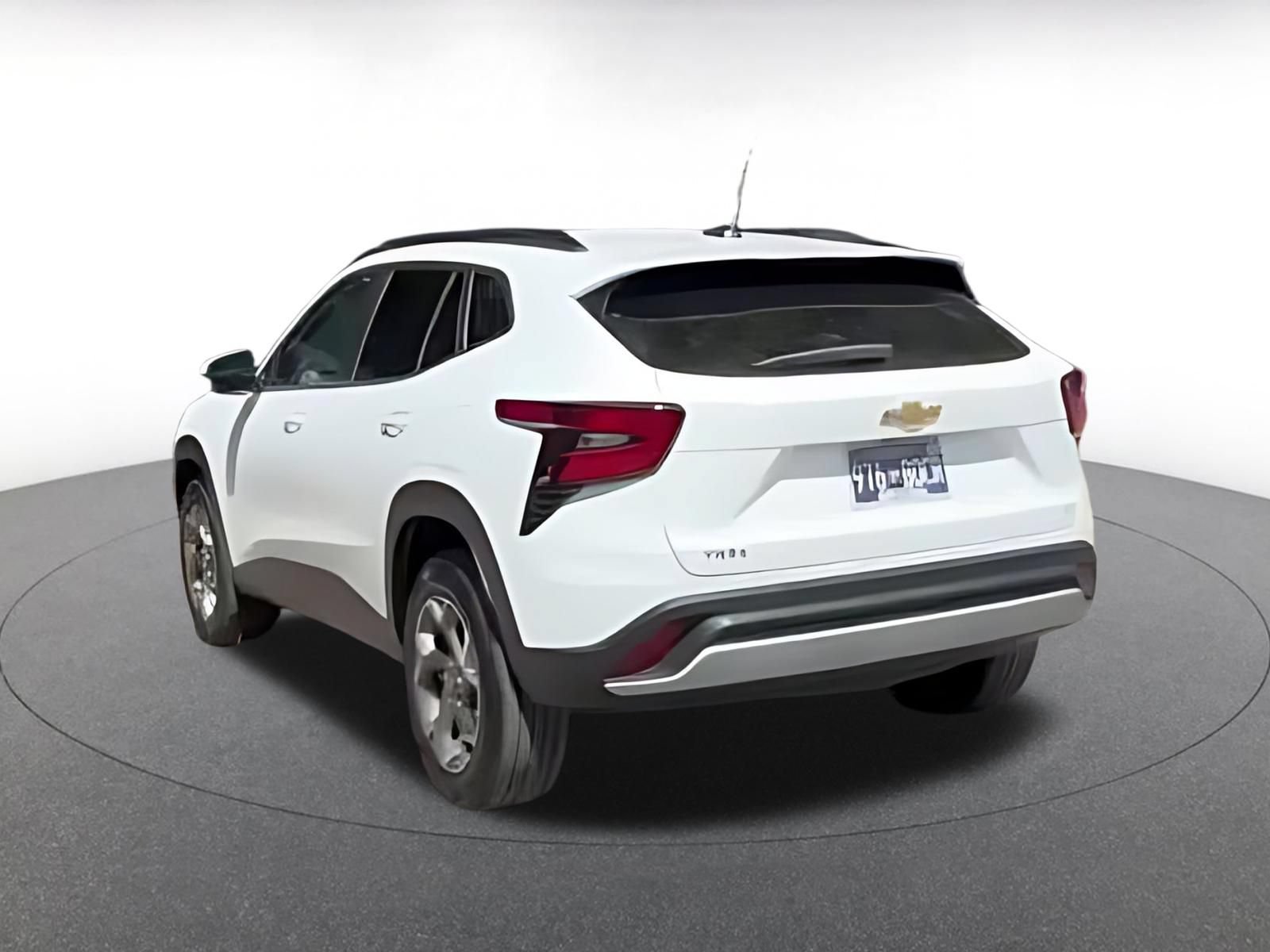 Thumbnail: 2025 Chevrolet Trax - 16