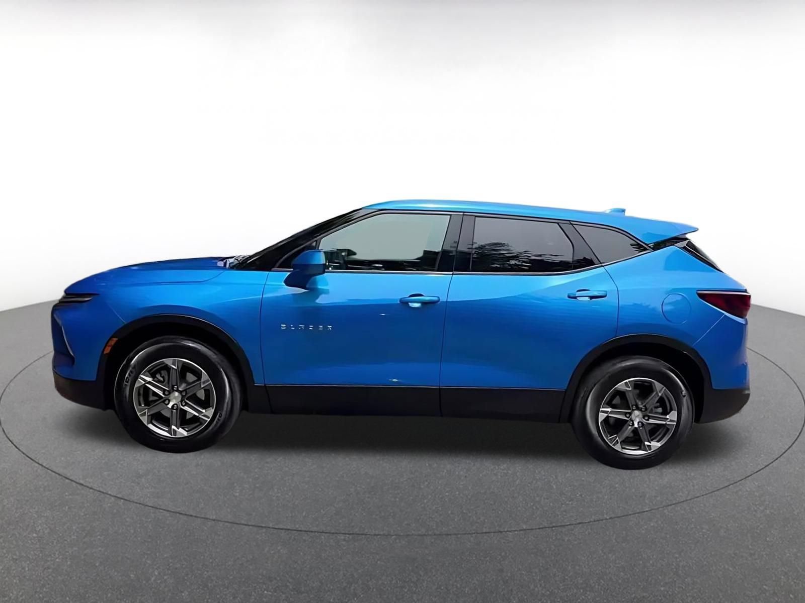 Thumbnail: 2025 Chevrolet Blazer - 9