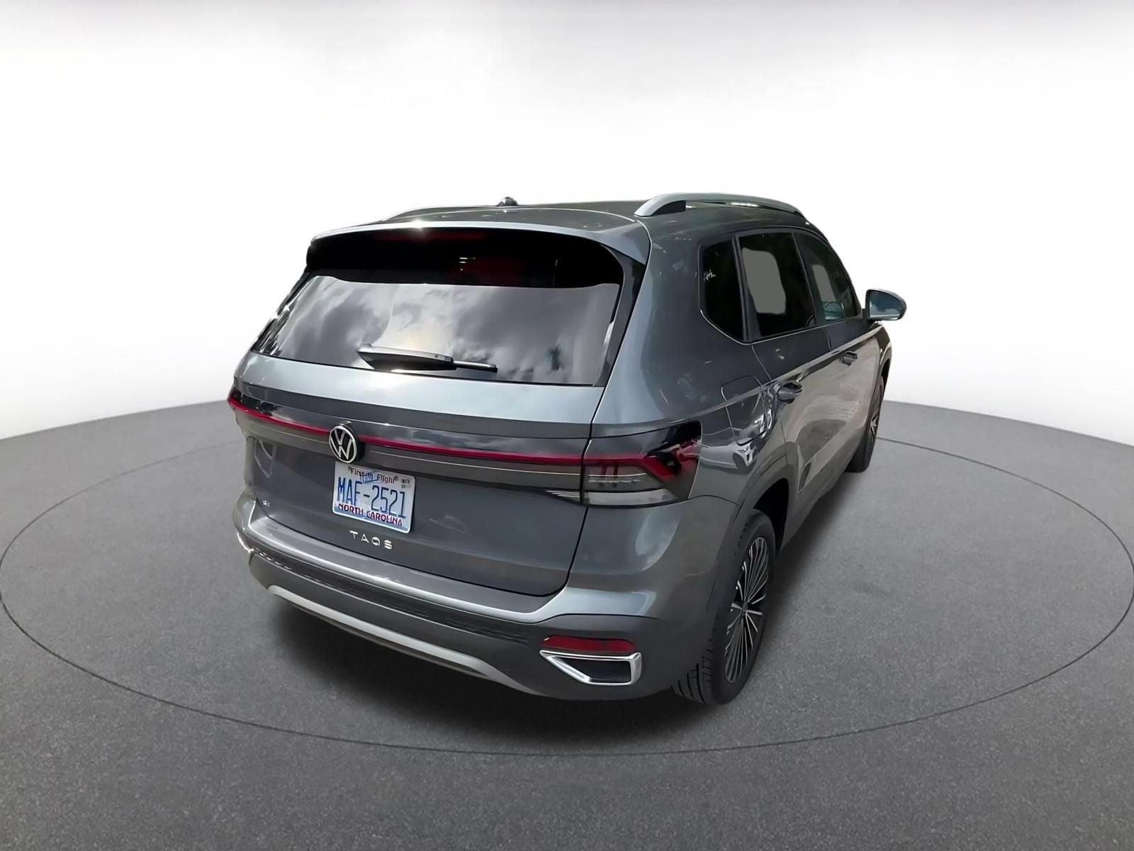 Thumbnail: 2026 Volkswagen Taos - 14