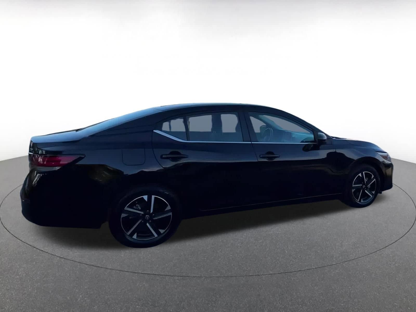 Thumbnail: 2024 Nissan Sentra - 9