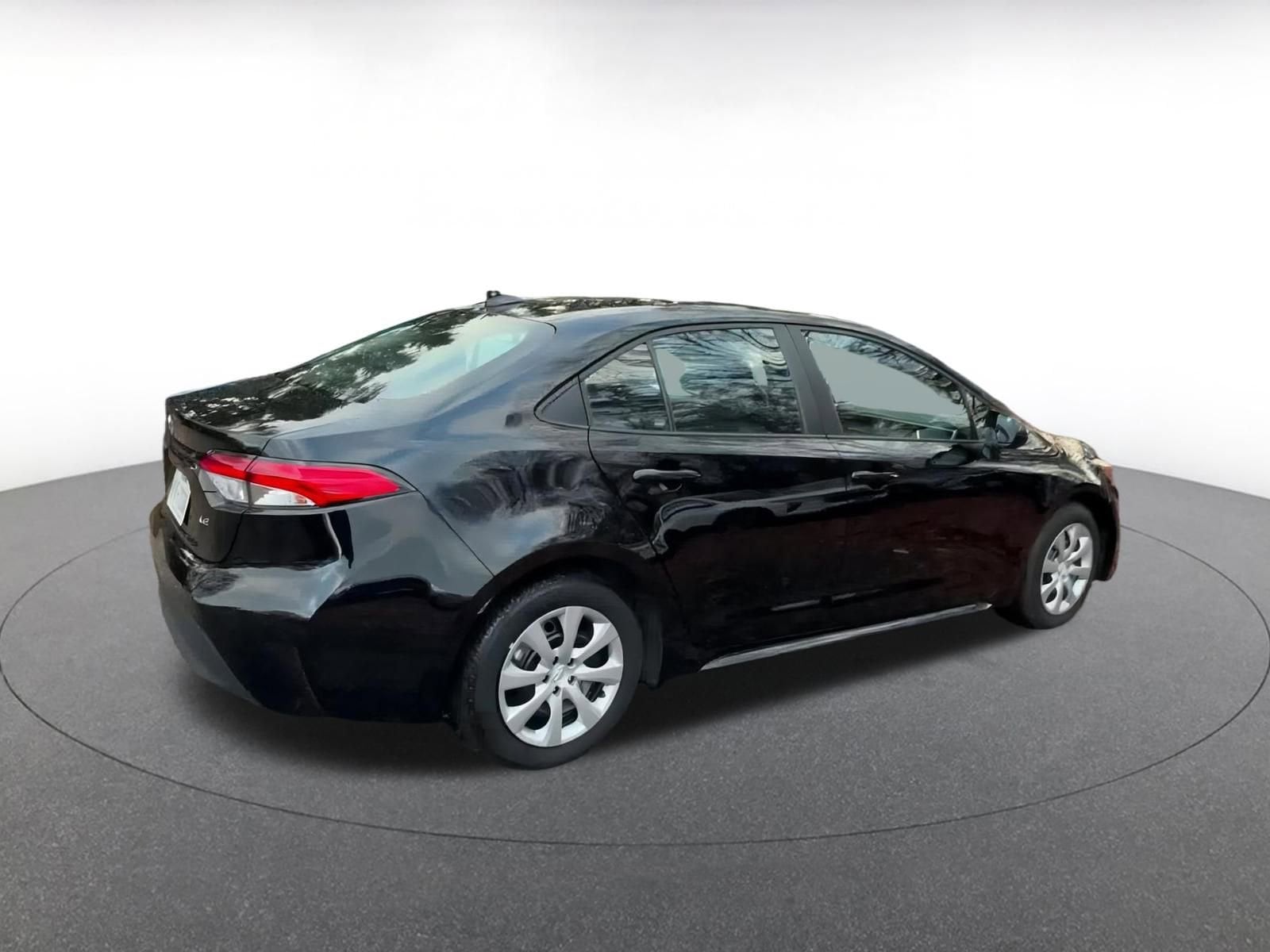 Thumbnail: 2025 Toyota Corolla - 15