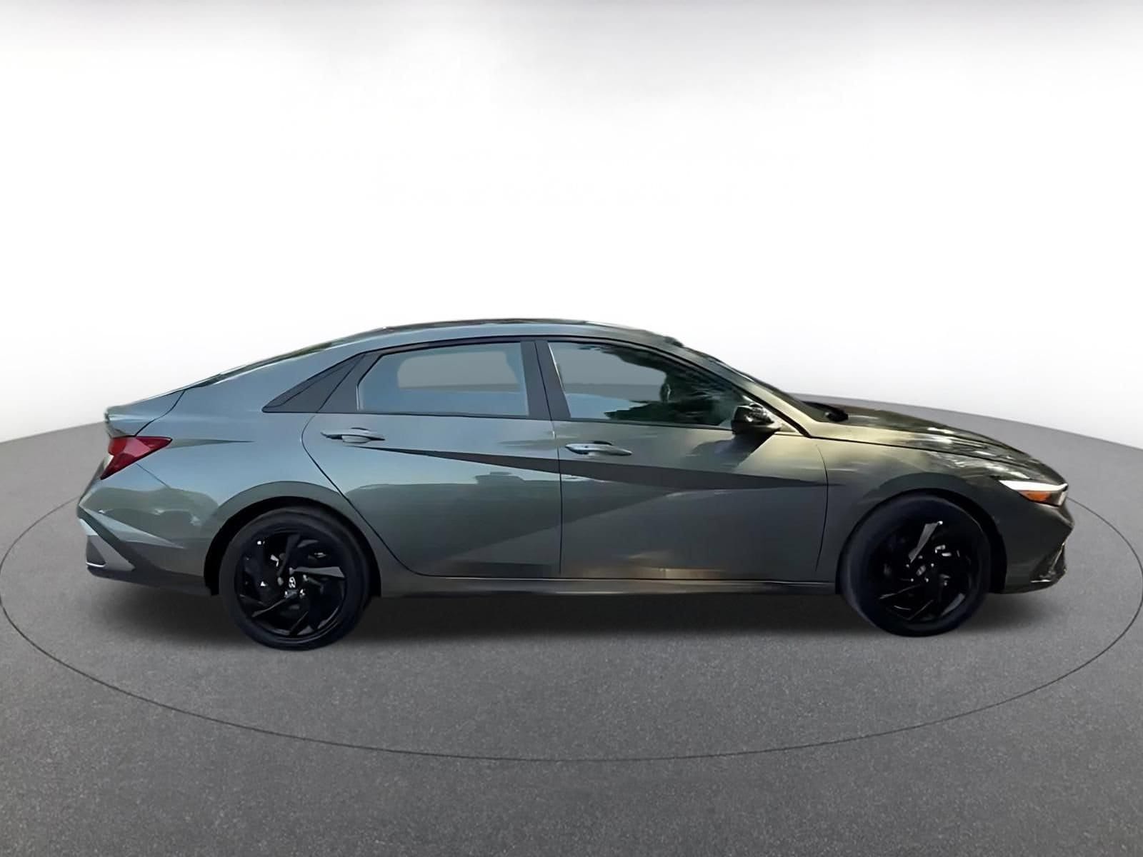 Thumbnail: 2026 Hyundai Elantra - 16