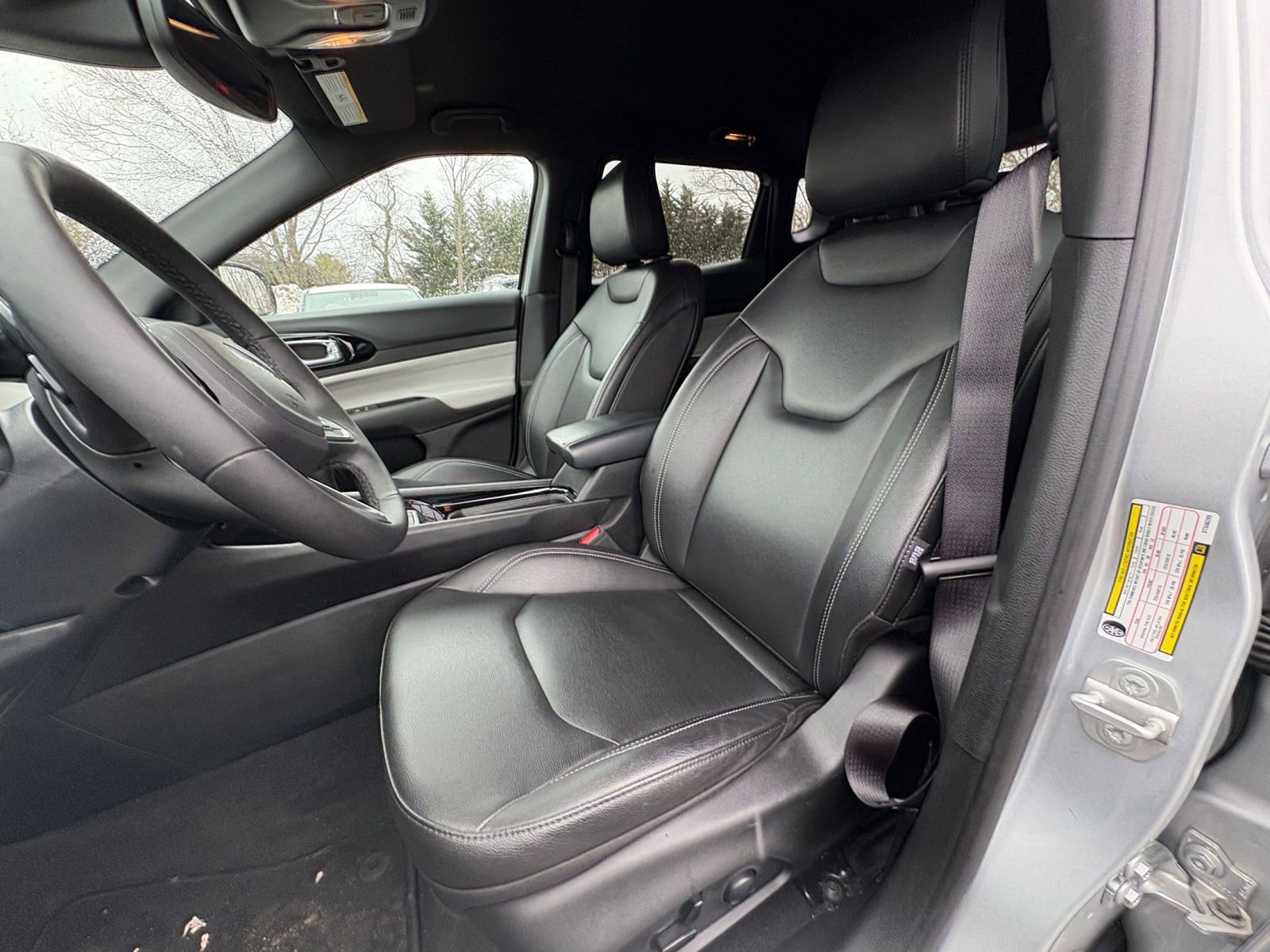 Thumbnail: 2025 Jeep Compass - 24