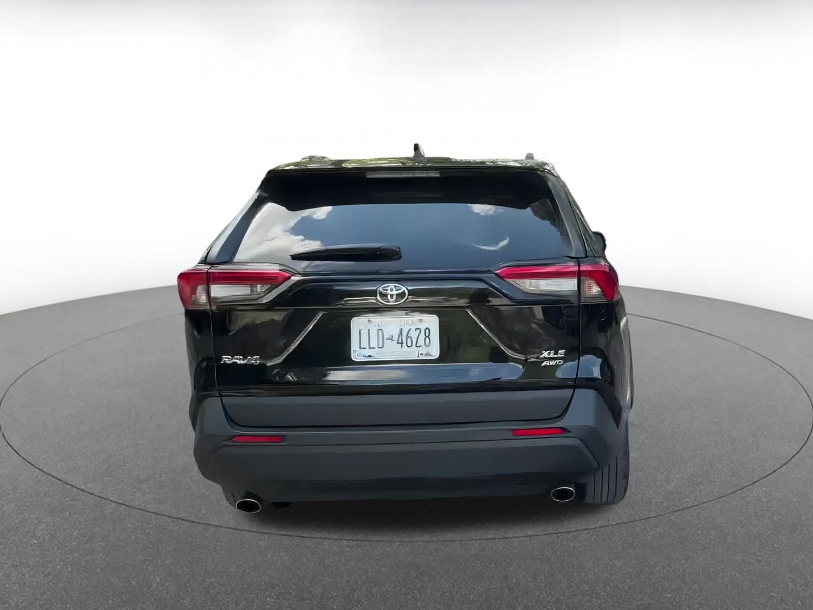 Thumbnail: 2024 Toyota RAV4 - 12