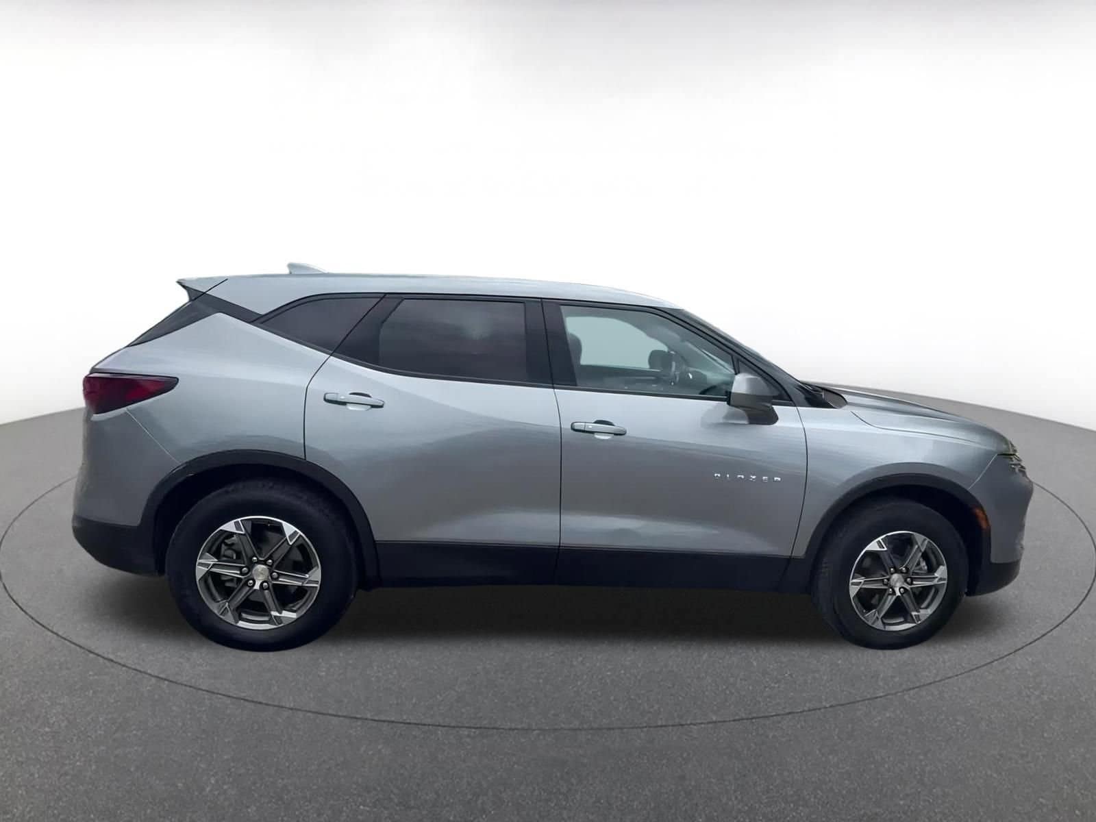 Thumbnail: 2023 Chevrolet Blazer - 16