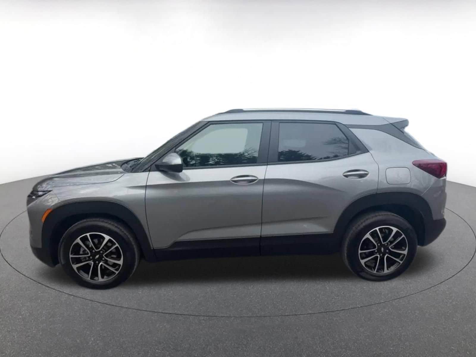Thumbnail: 2025 Chevrolet TrailBlazer - 9