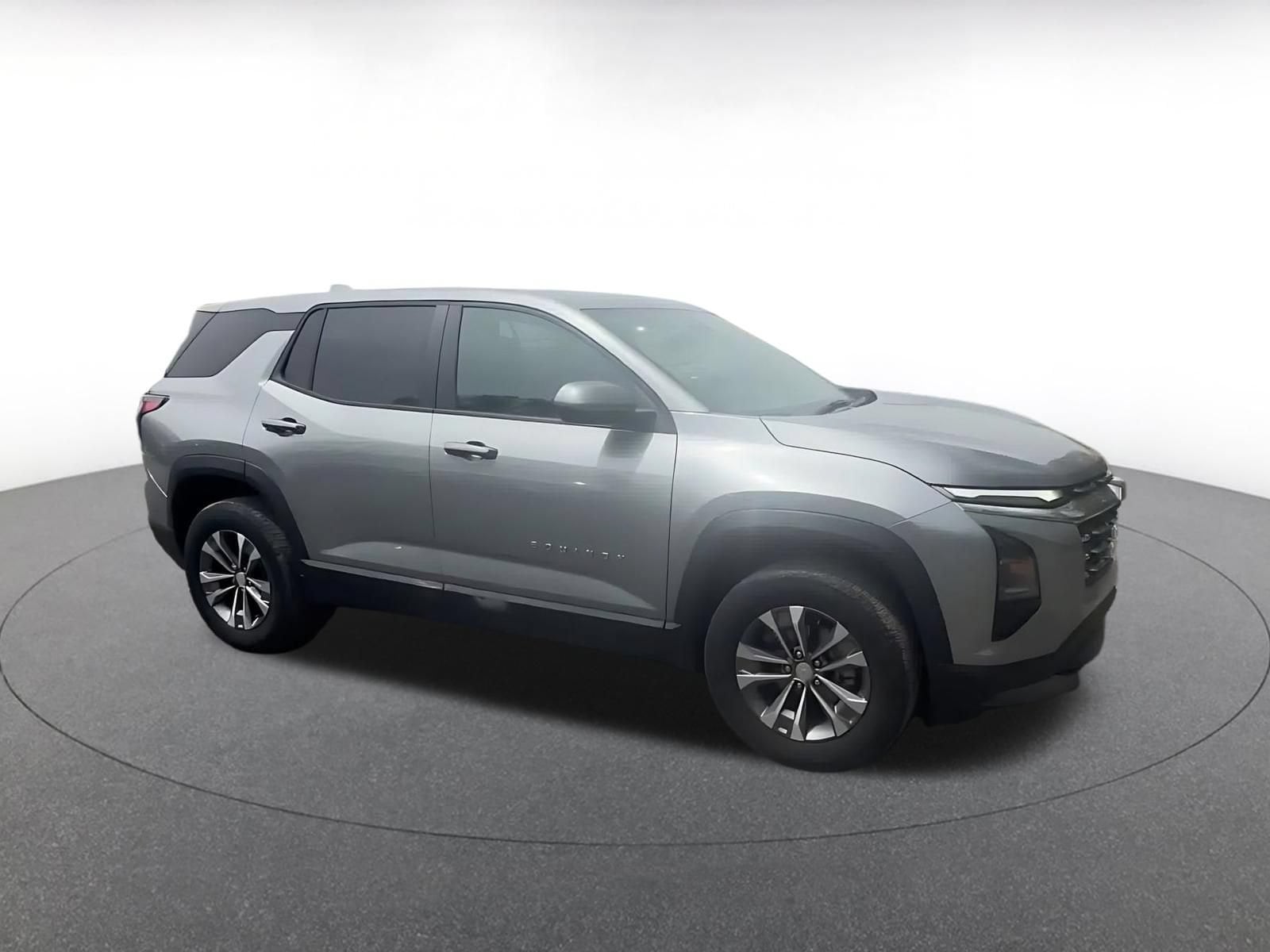 Thumbnail: 2025 Chevrolet Equinox - 2