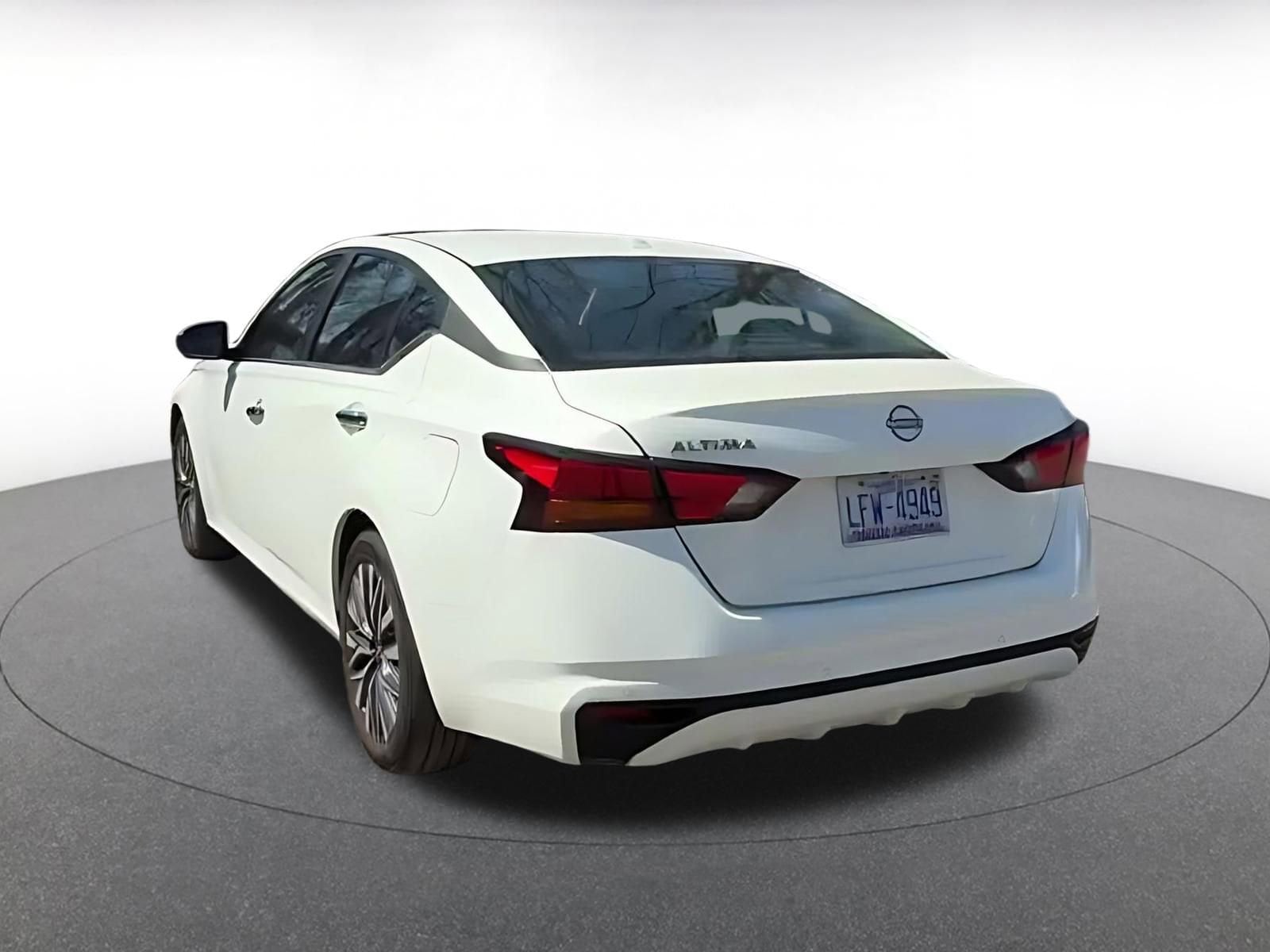 Thumbnail: 2025 Nissan Altima - 11
