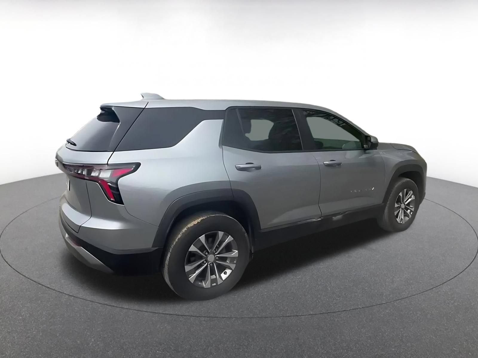 Thumbnail: 2025 Chevrolet Equinox - 13