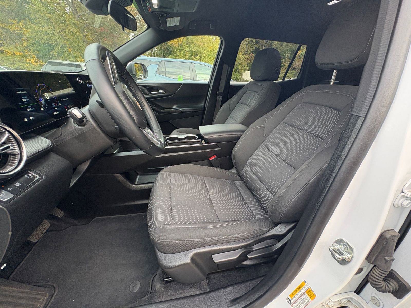 Thumbnail: 2025 Chevrolet Equinox - 23