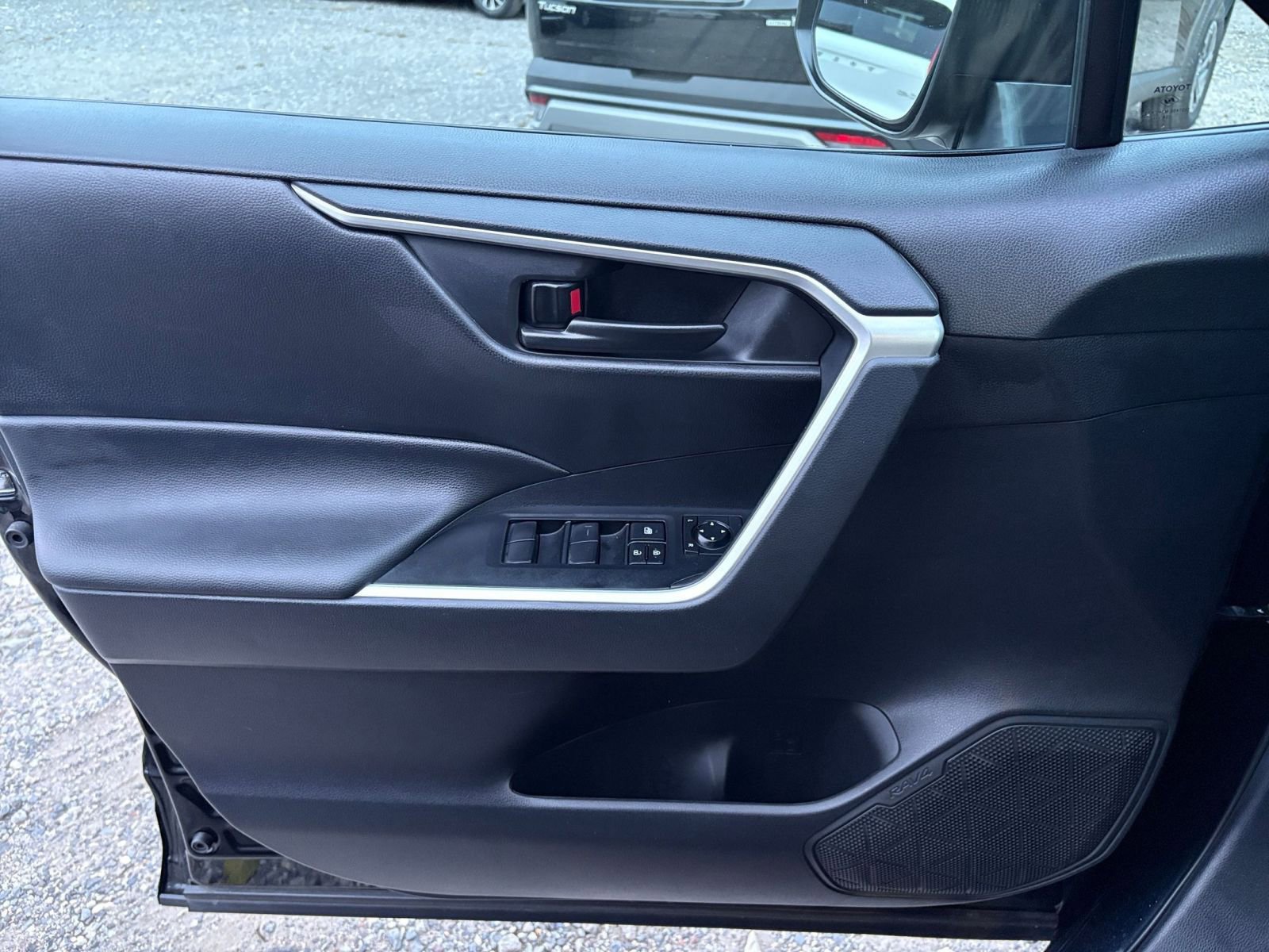 Thumbnail: 2025 Toyota RAV4 - 20