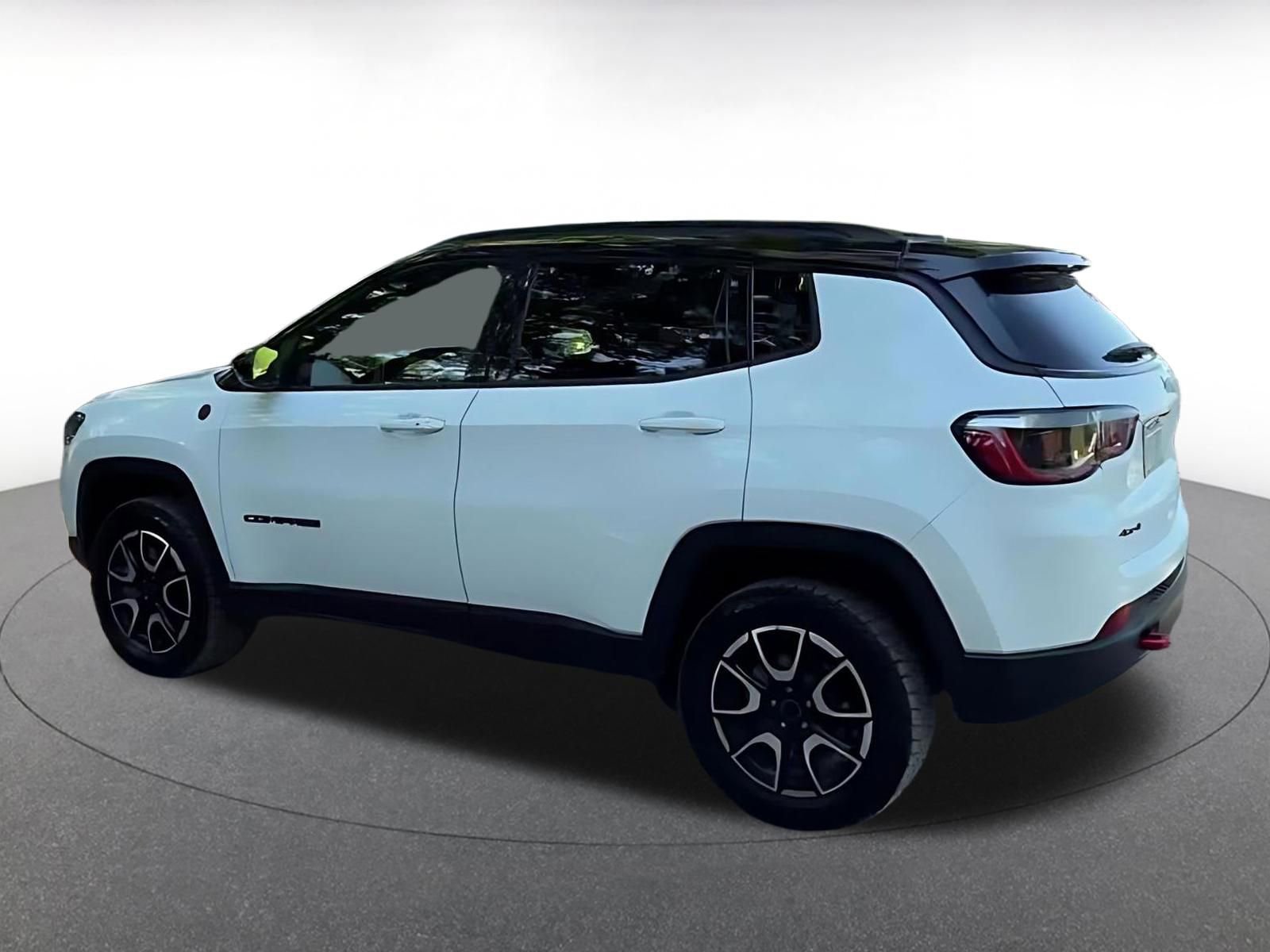 Thumbnail: 2025 Jeep Compass - 10