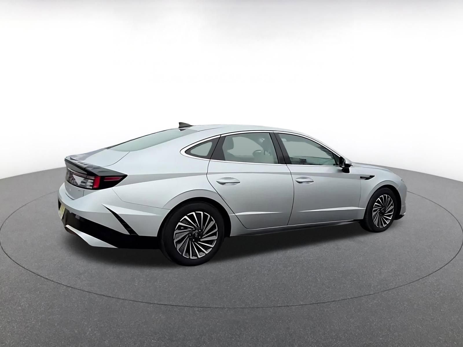 Thumbnail: 2025 Hyundai Sonata - 15
