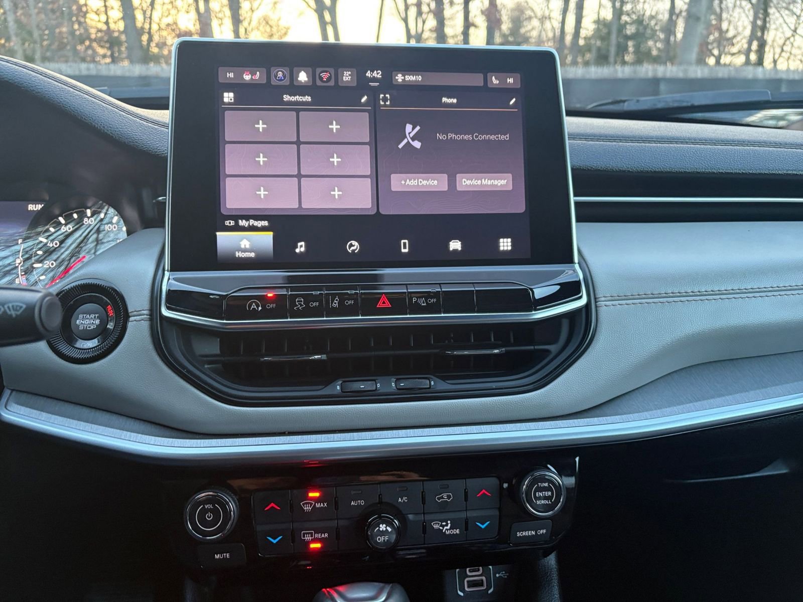 Thumbnail: 2025 Jeep Compass - 17