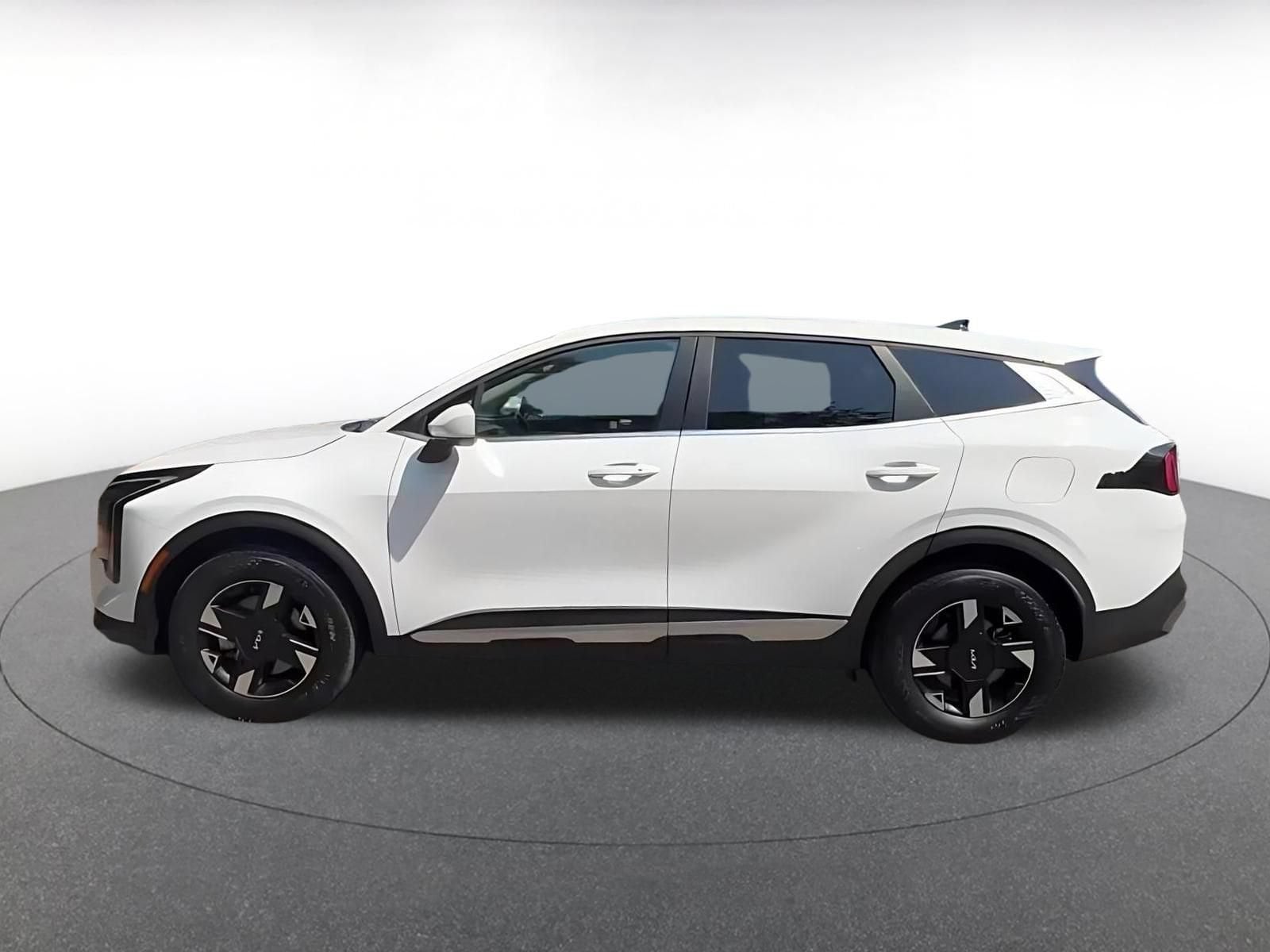 Thumbnail: 2026 Kia Sportage - 9