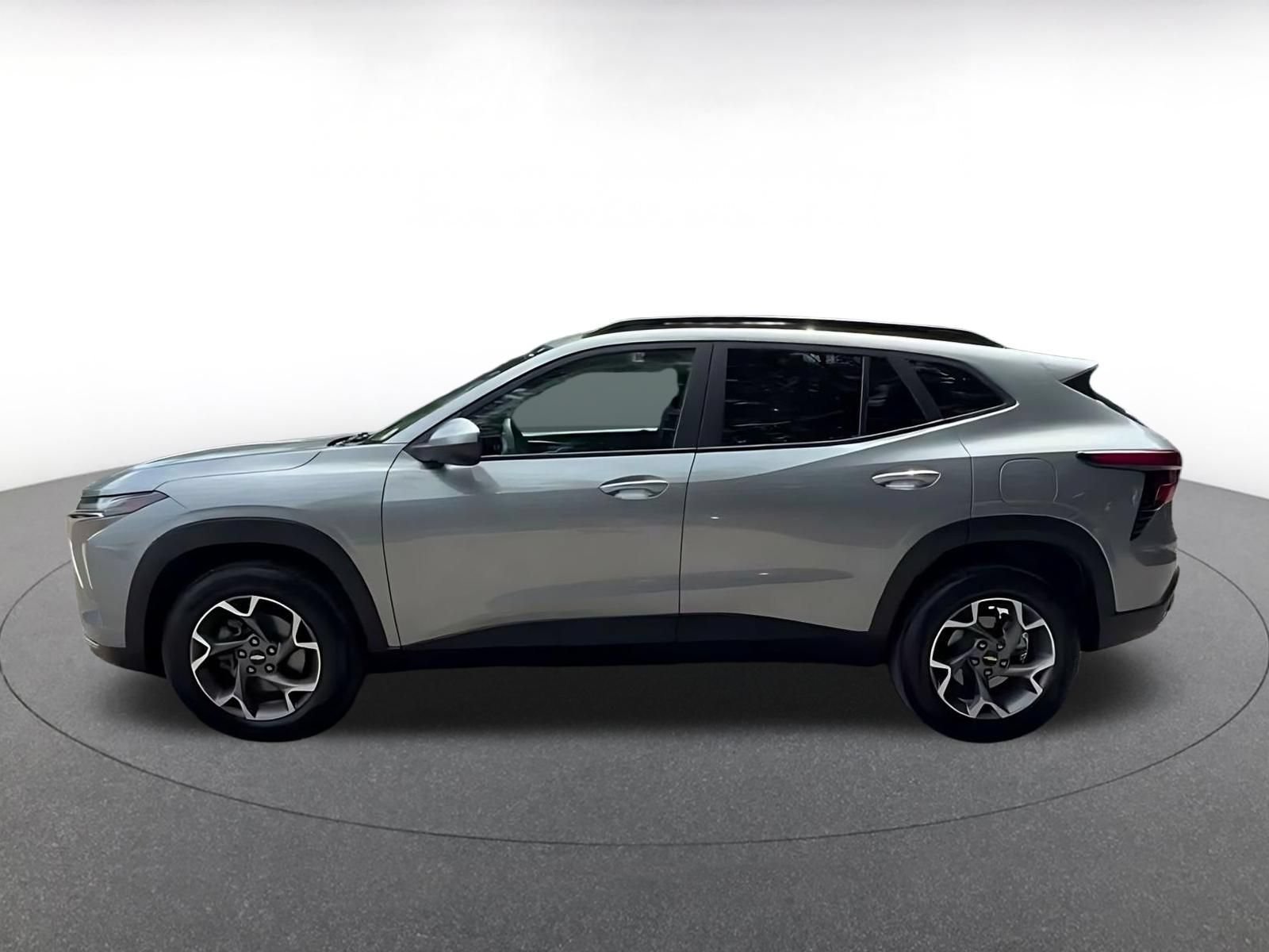 Thumbnail: 2025 Chevrolet Trax - 9