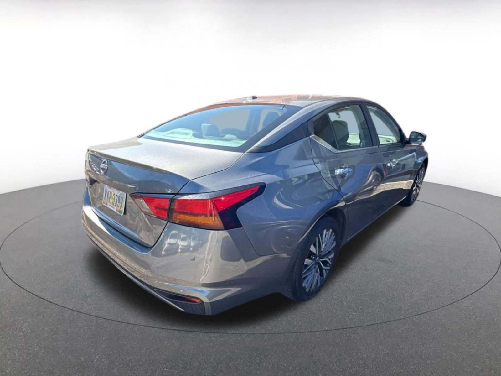 Thumbnail: 2025 Nissan Altima - 10