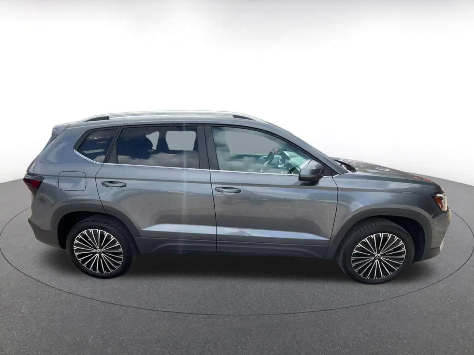 Thumbnail: 2026 Volkswagen Taos - 16