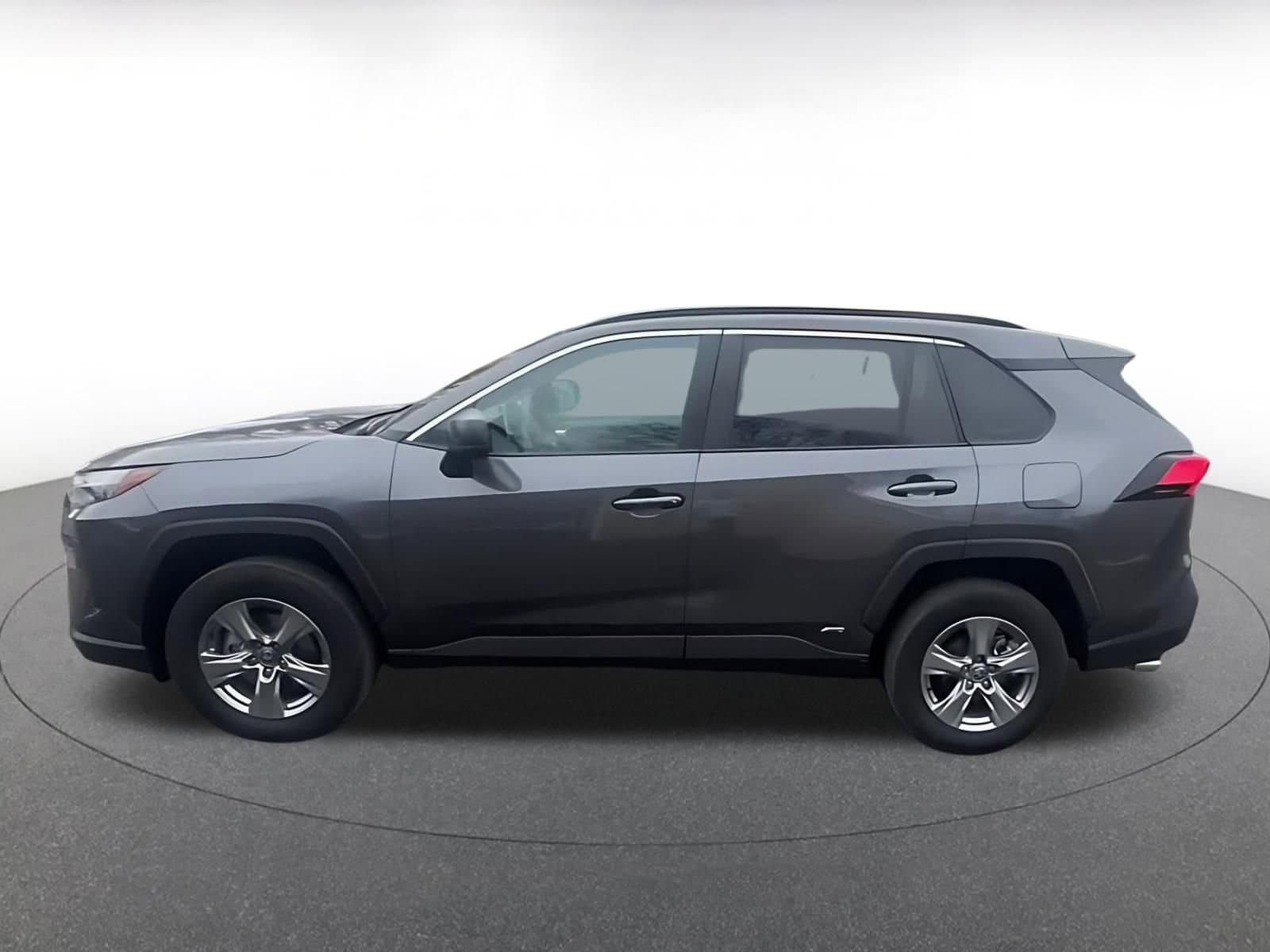 Thumbnail: 2025 Toyota RAV4 - 9