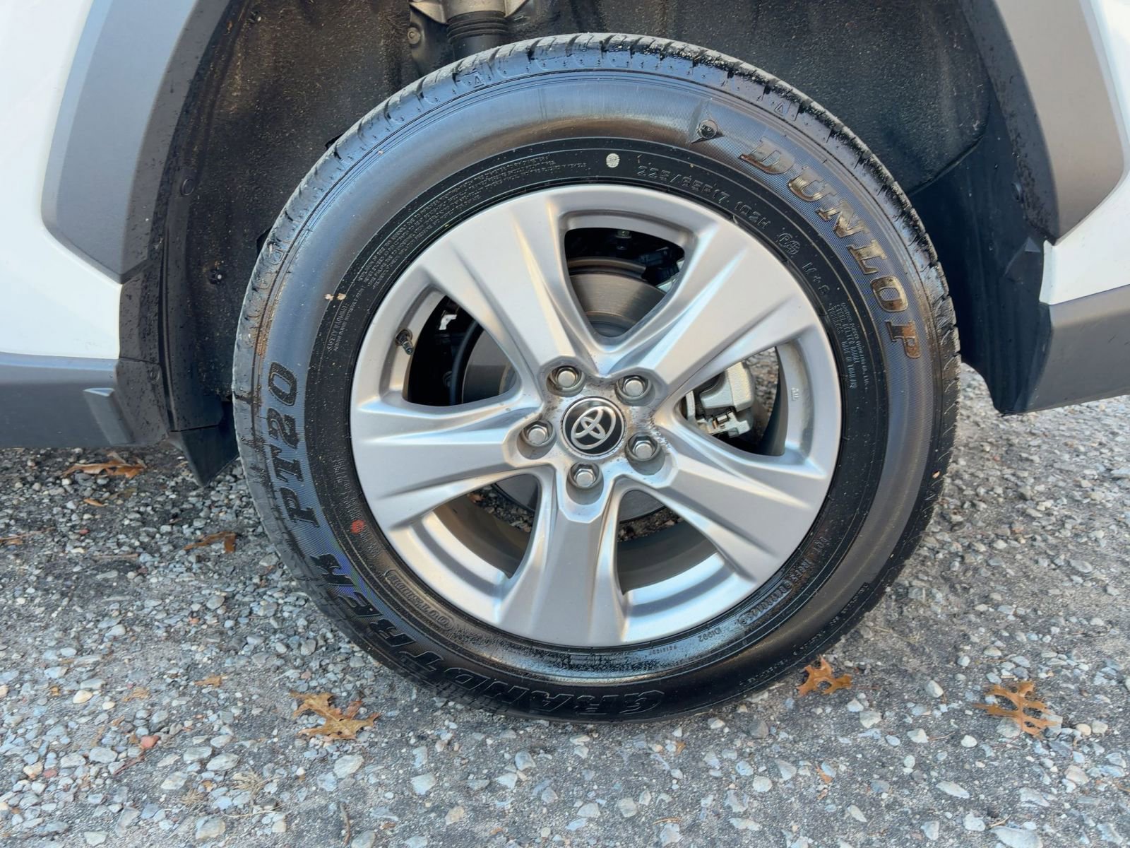 Thumbnail: 2025 Toyota RAV4 - 14