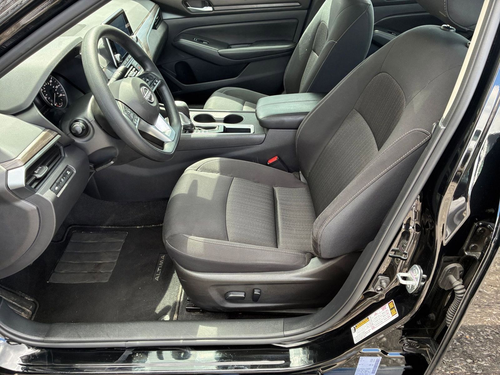 Thumbnail: 2025 Nissan Altima - 24