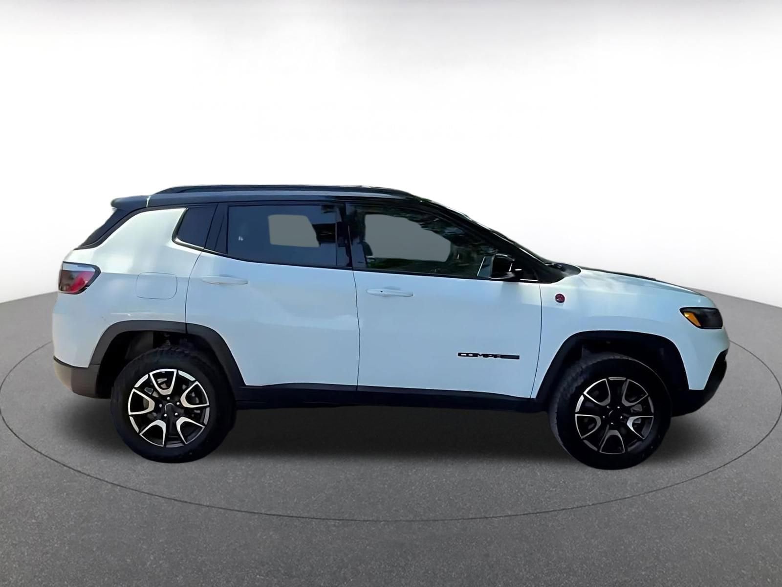 Thumbnail: 2025 Jeep Compass - 16