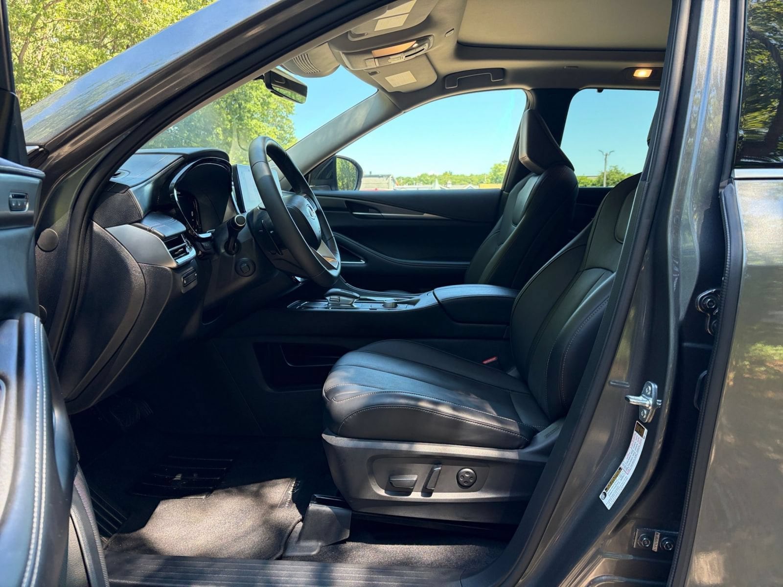 Thumbnail: 2026 INFINITI QX60 - 30