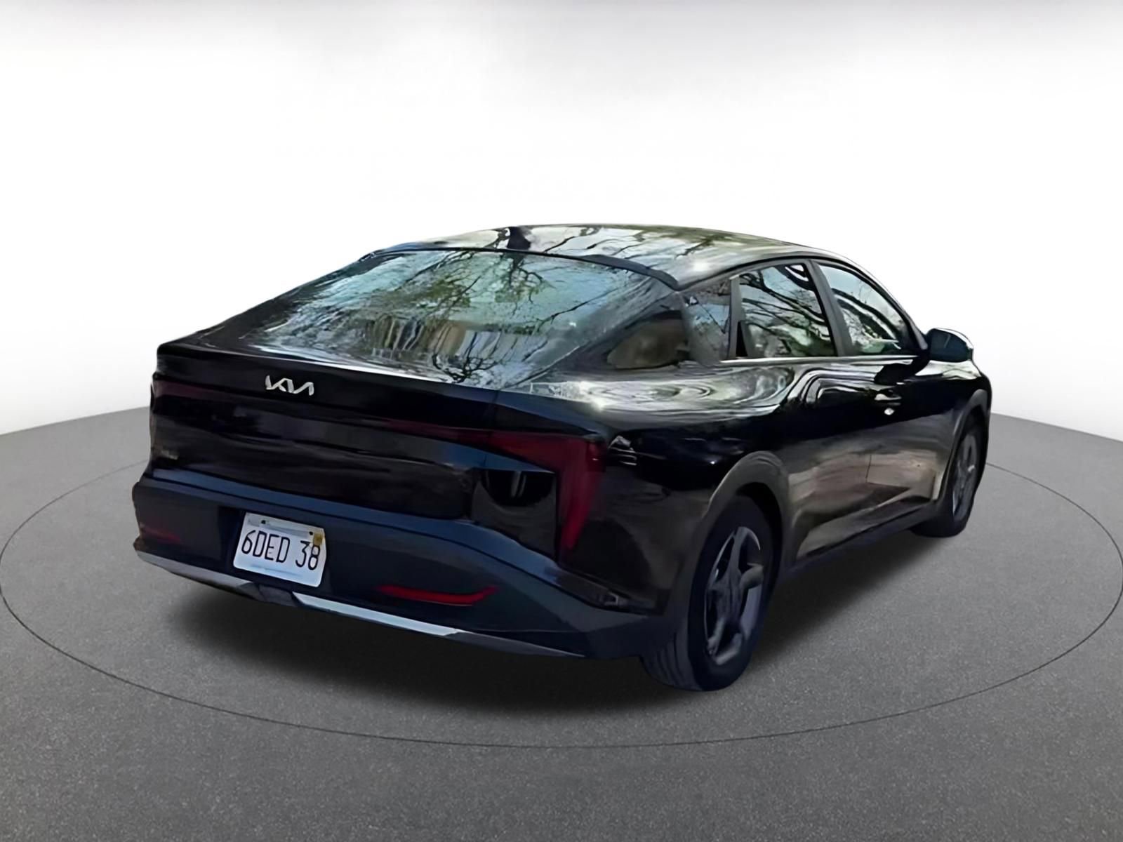 Thumbnail: 2025 Kia K4 - 10