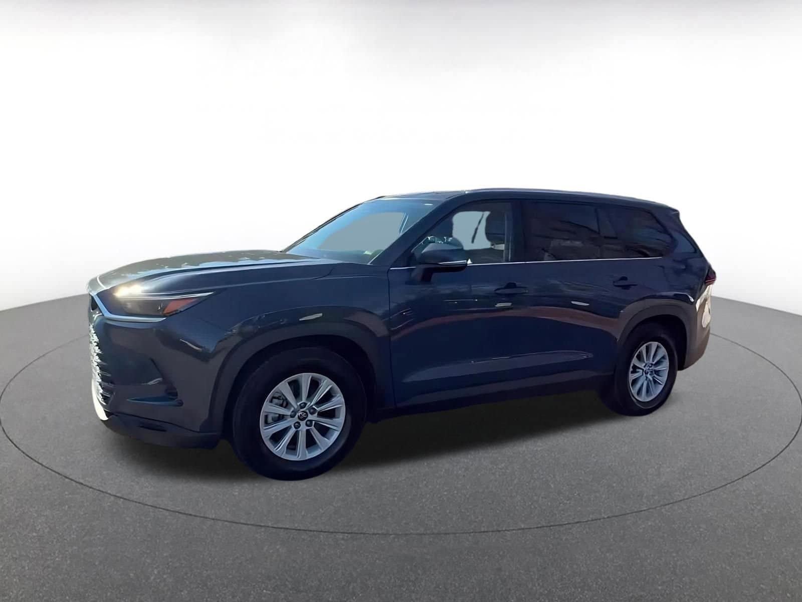Thumbnail: 2025 Toyota Grand Highlander - 8
