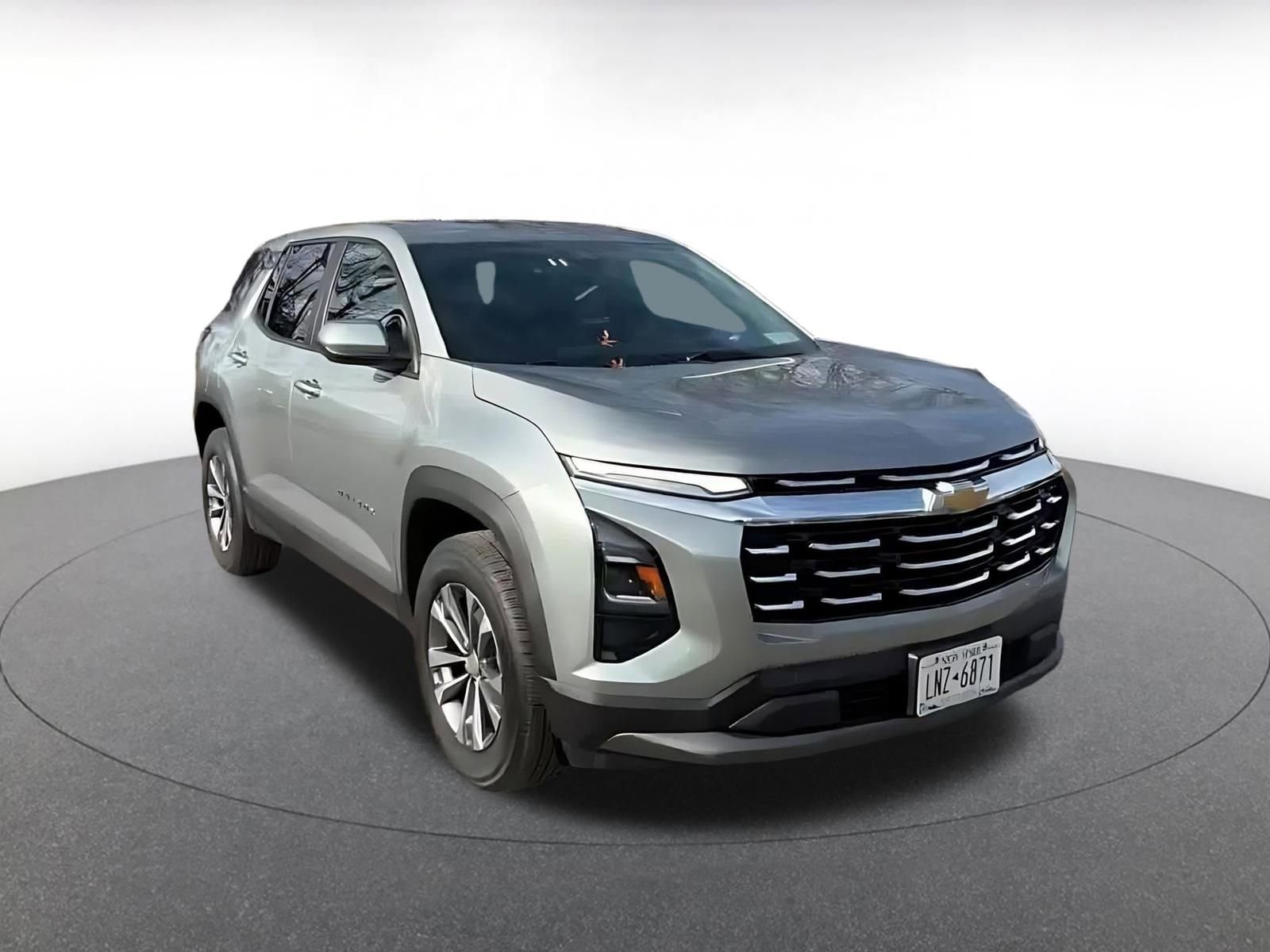 Thumbnail: 2025 Chevrolet Equinox - 3