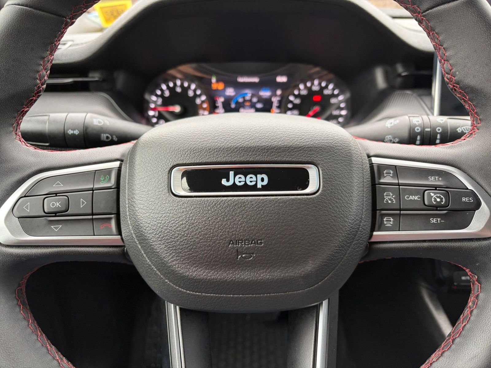 Thumbnail: 2025 Jeep Compass - 27