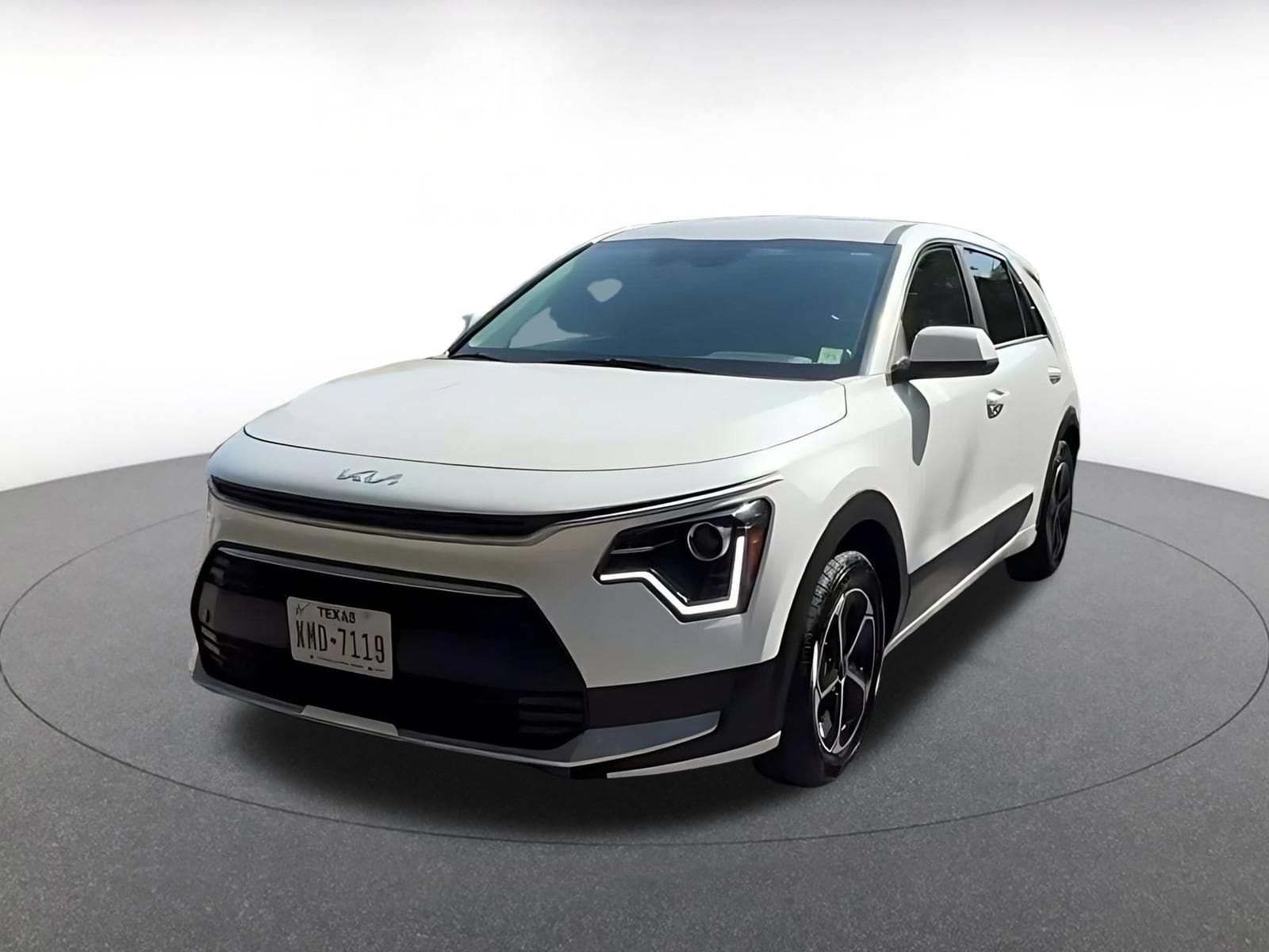 Thumbnail: 2026 Kia Niro - 5