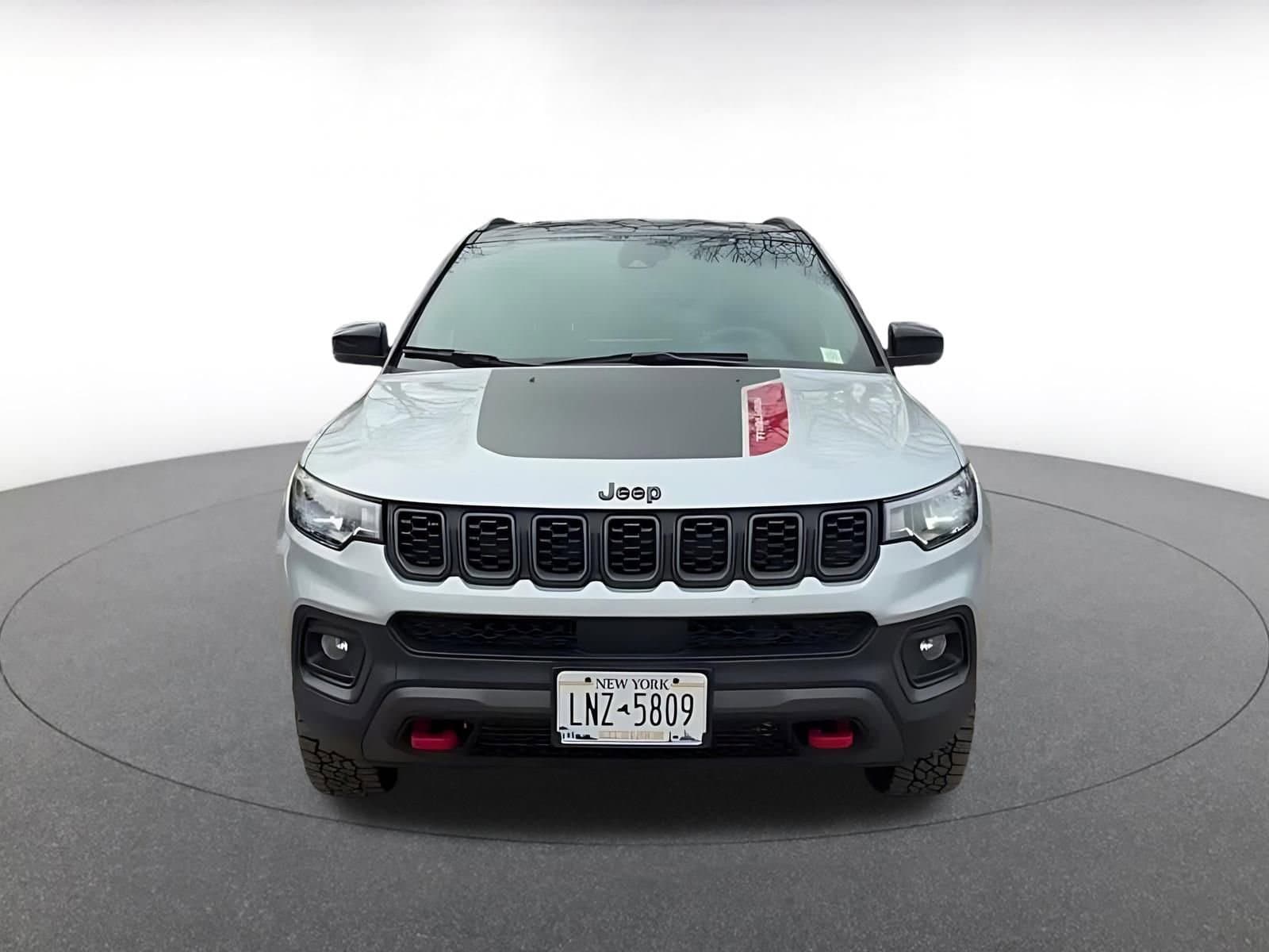 Thumbnail: 2025 Jeep Compass - 11